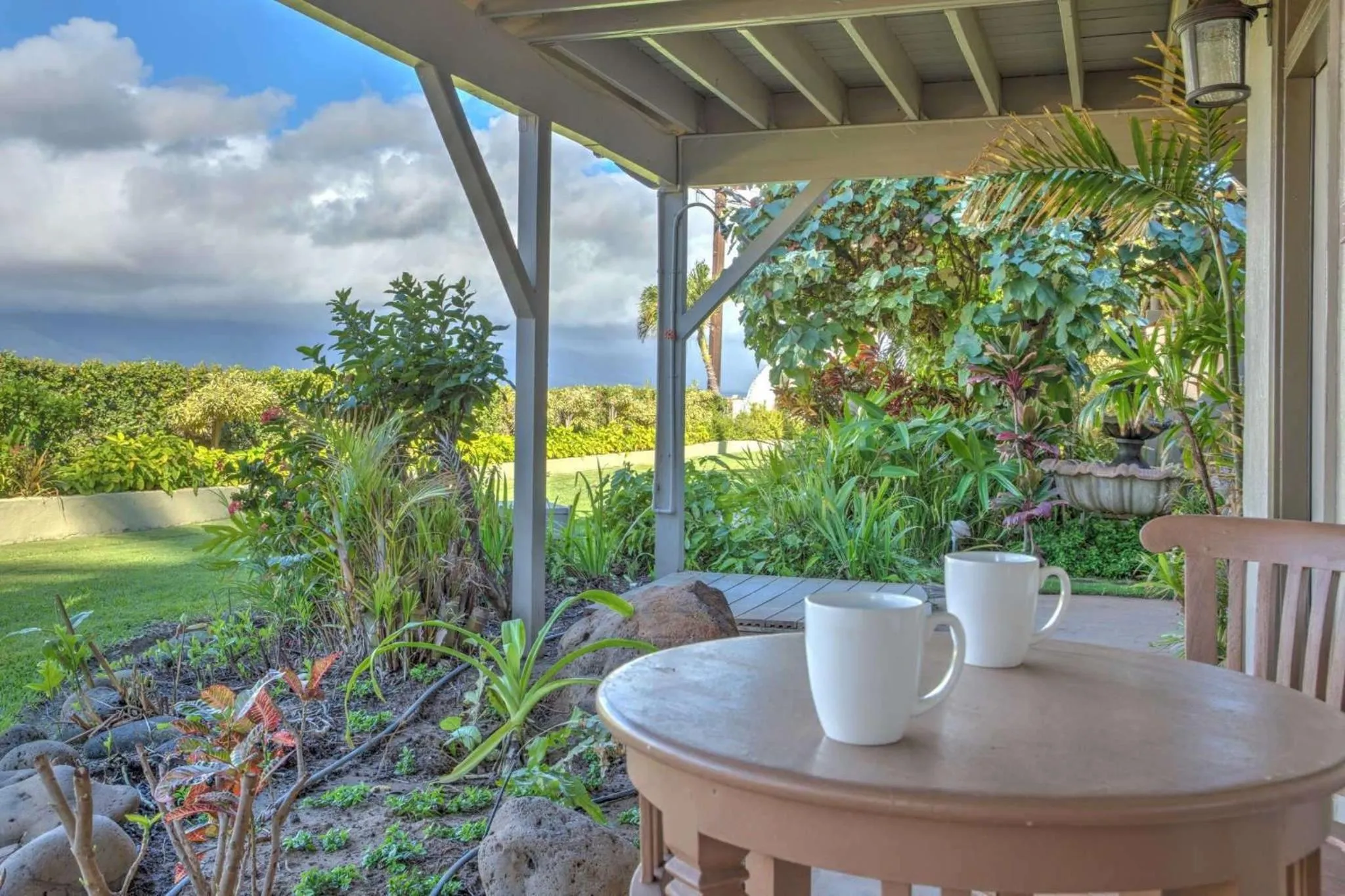 Photo of the whole room in Kohea Kai Hotel Maui