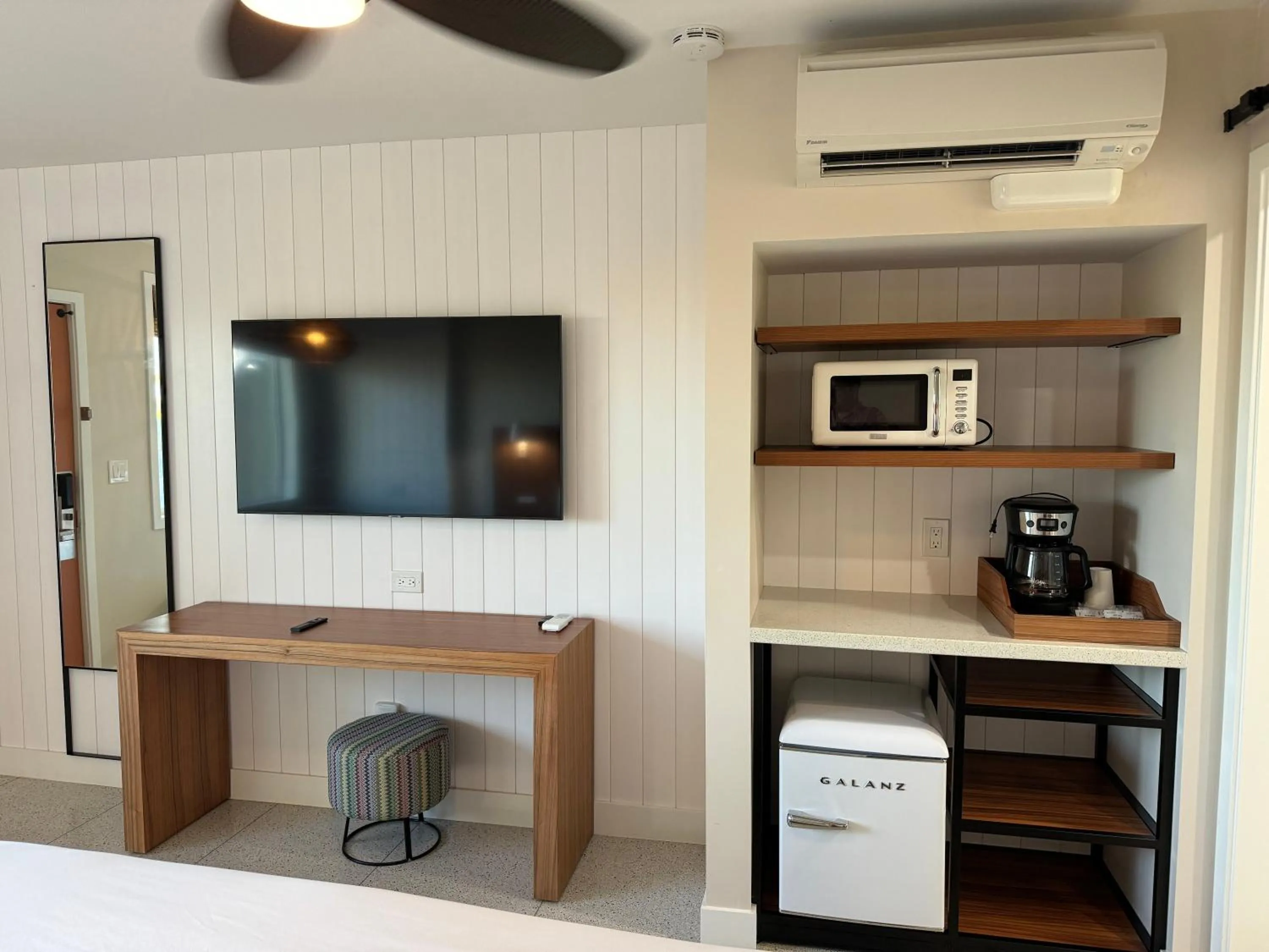 minibar in Kohea Kai Hotel Maui