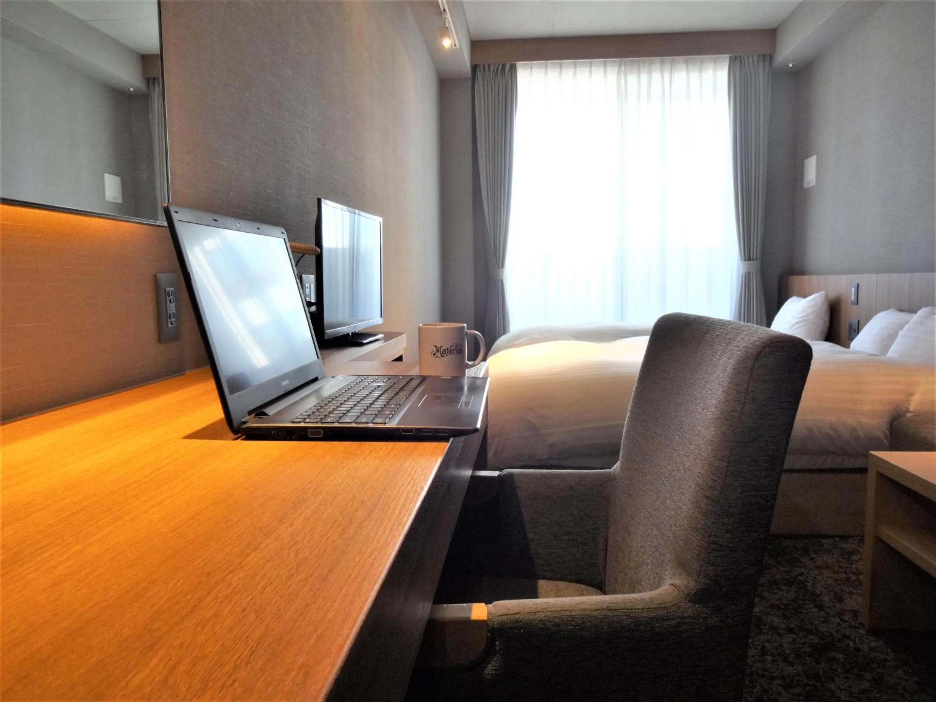 Photo of the whole room, Bed in MATERIAL Fuchomae