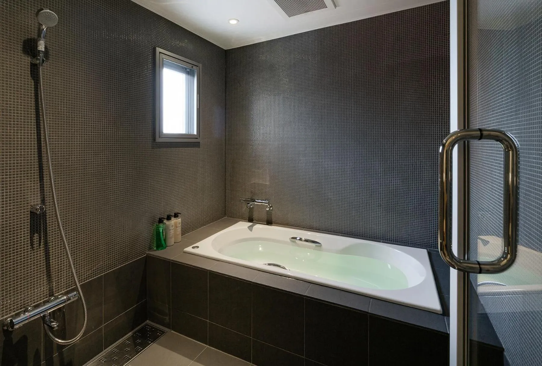 Bathroom in MATERIAL Fuchomae