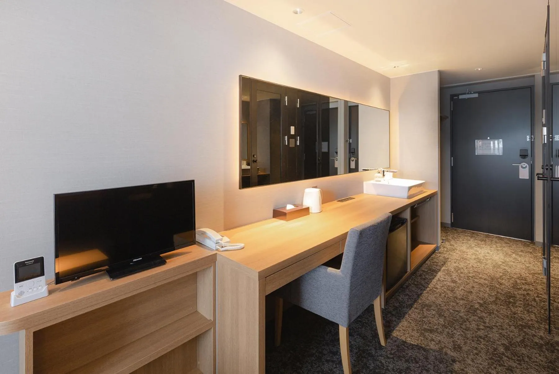 TV and multimedia in MATERIAL Fuchomae