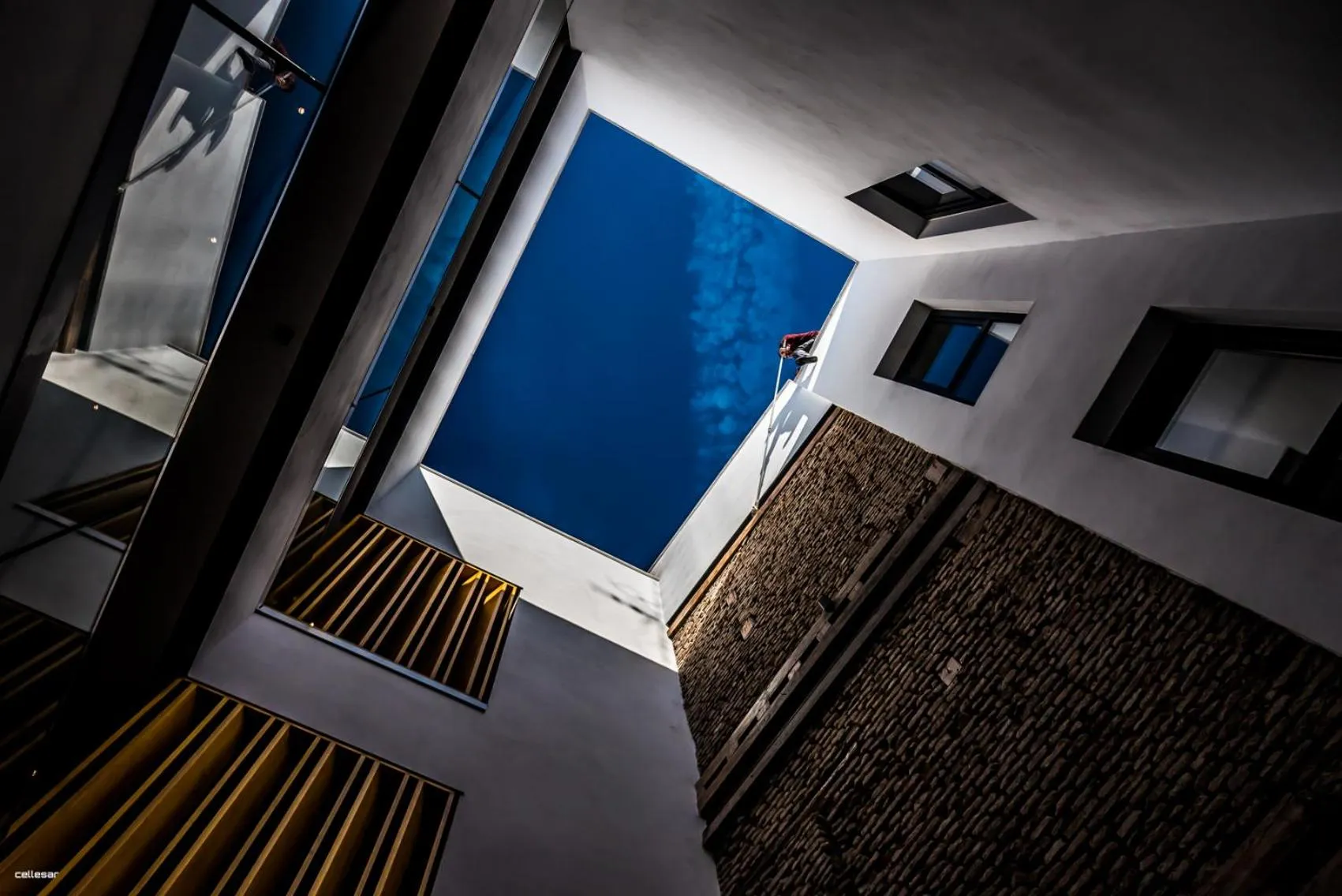 Decorative detail in Welldone Quality - Crystal pool