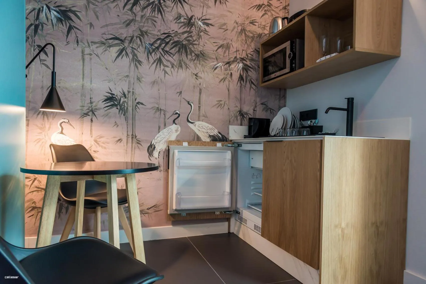 Kitchen or kitchenette in Welldone Quality - Crystal pool