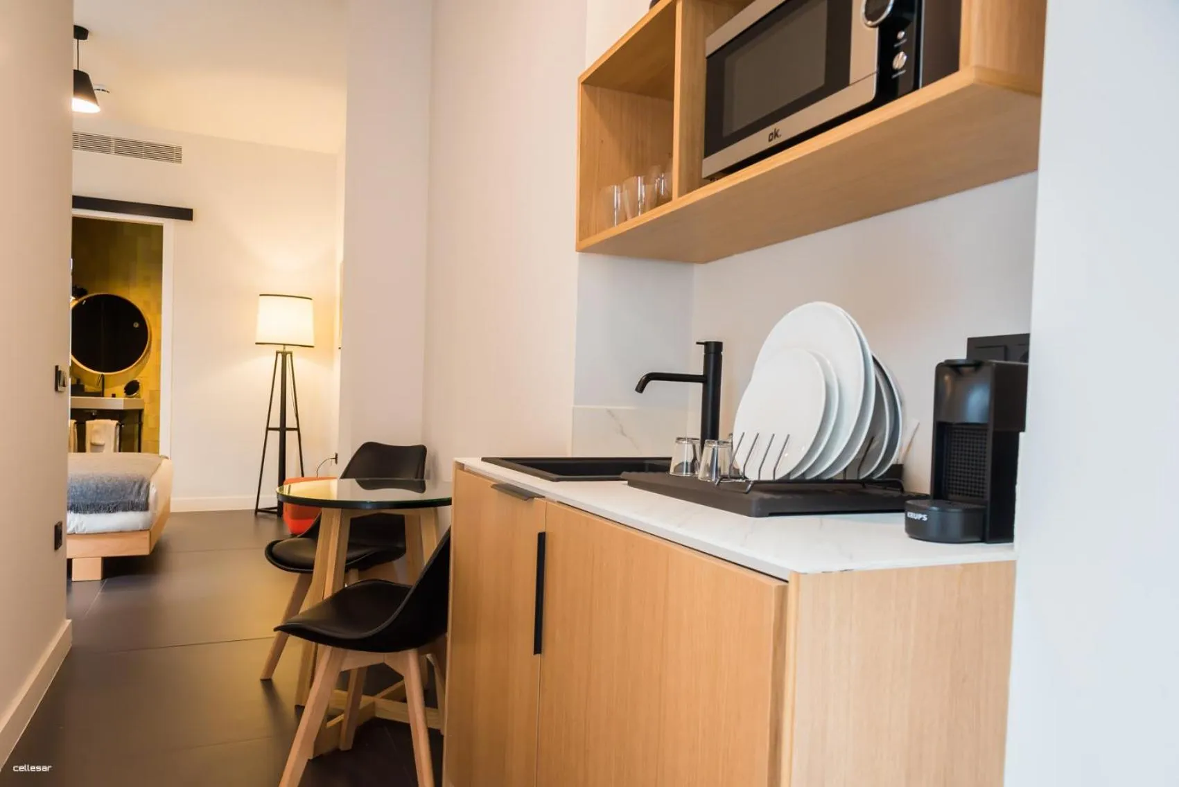 Coffee/tea facilities in Welldone Quality - Crystal pool