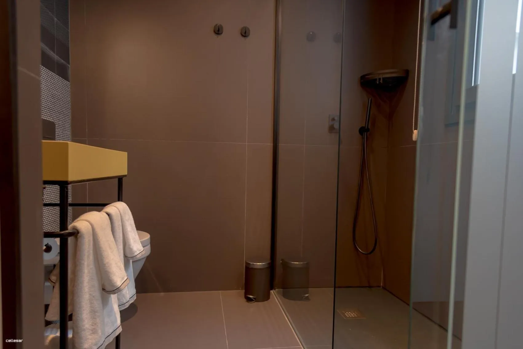 Bathroom in Welldone Quality - Crystal pool