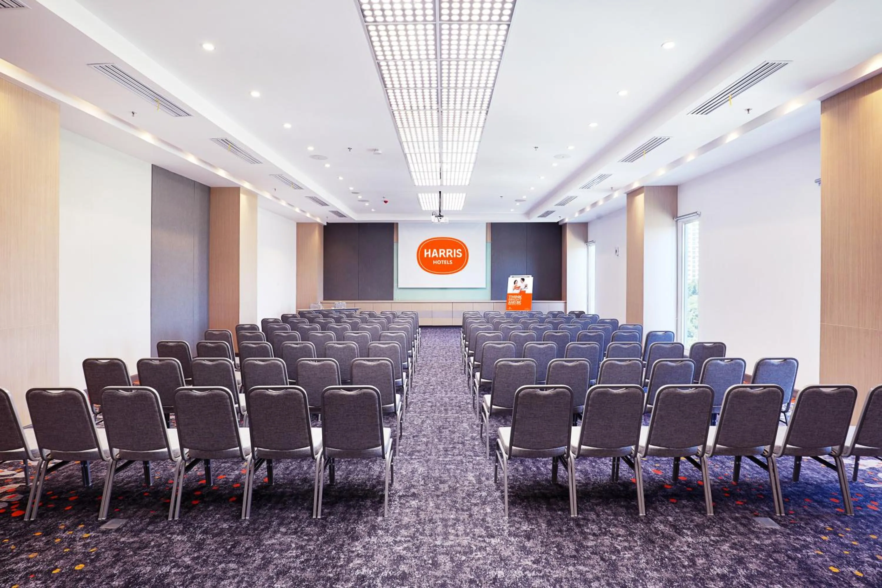 Meeting/conference room in HARRIS Hotel & Conventions Bundaran Satelit Surabaya