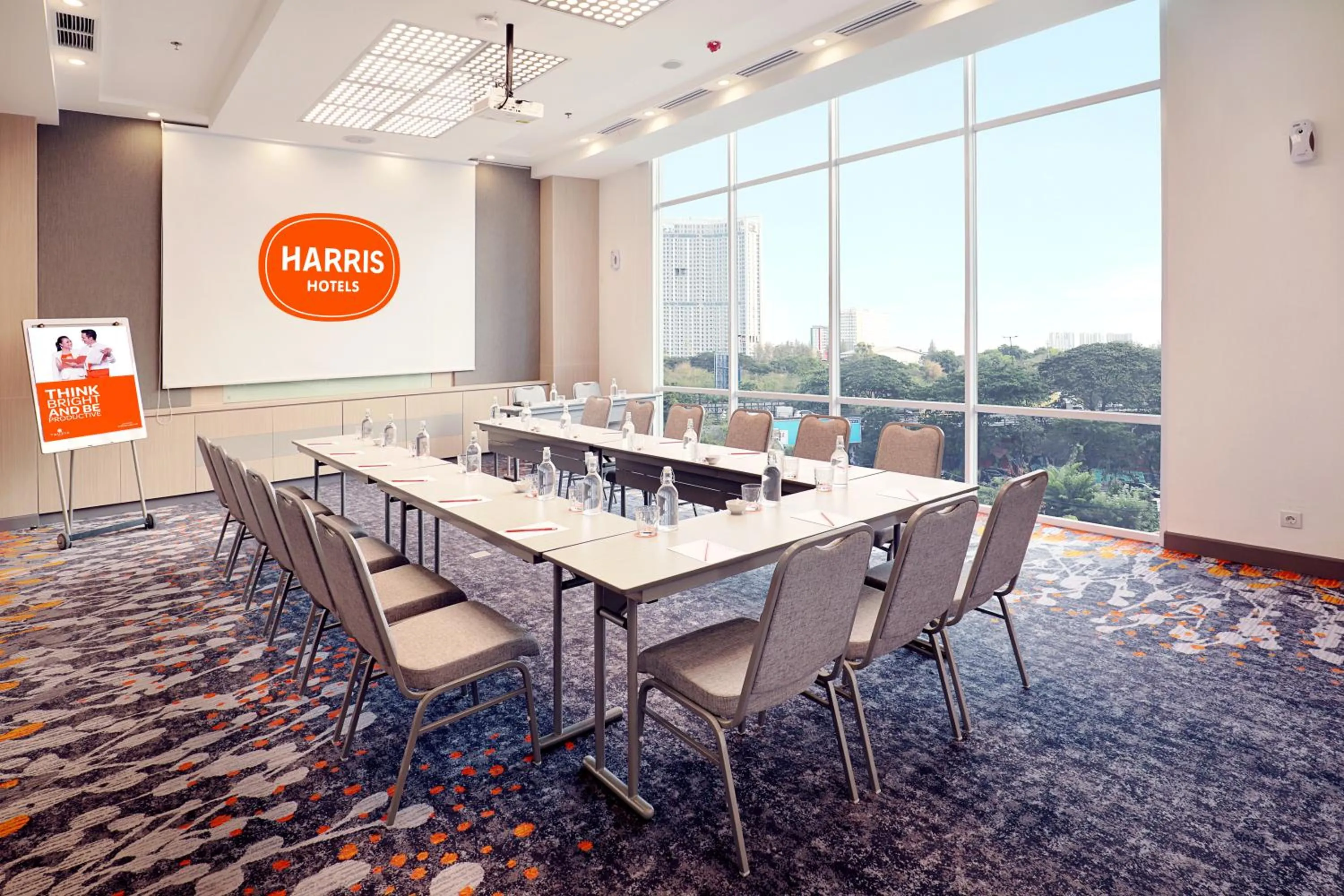Meeting/conference room in HARRIS Hotel & Conventions Bundaran Satelit Surabaya