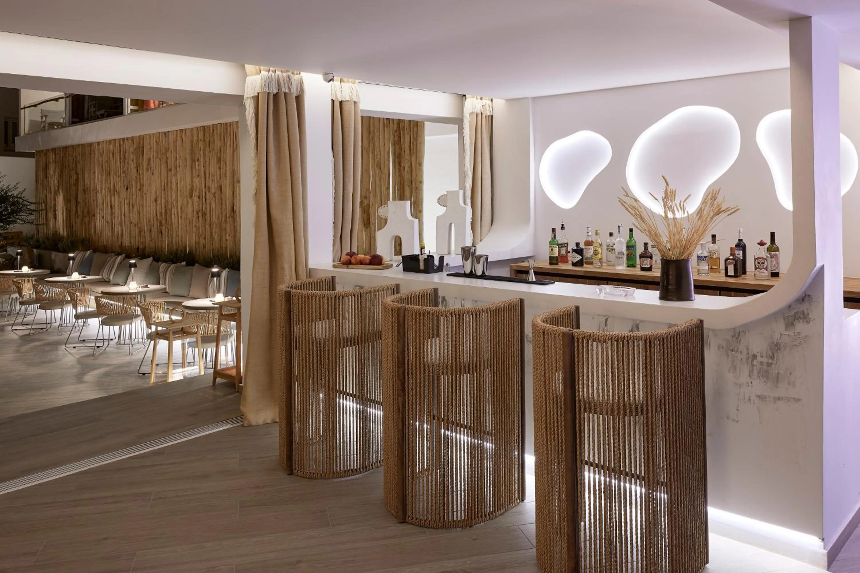 Restaurant/places to eat in Kythnos Bay Hotel