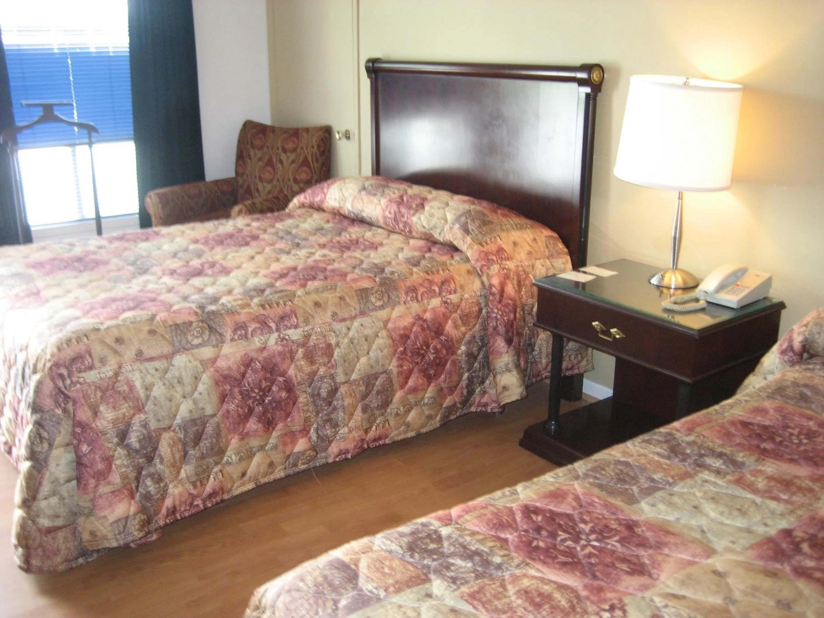 Bed in Motel Iberville