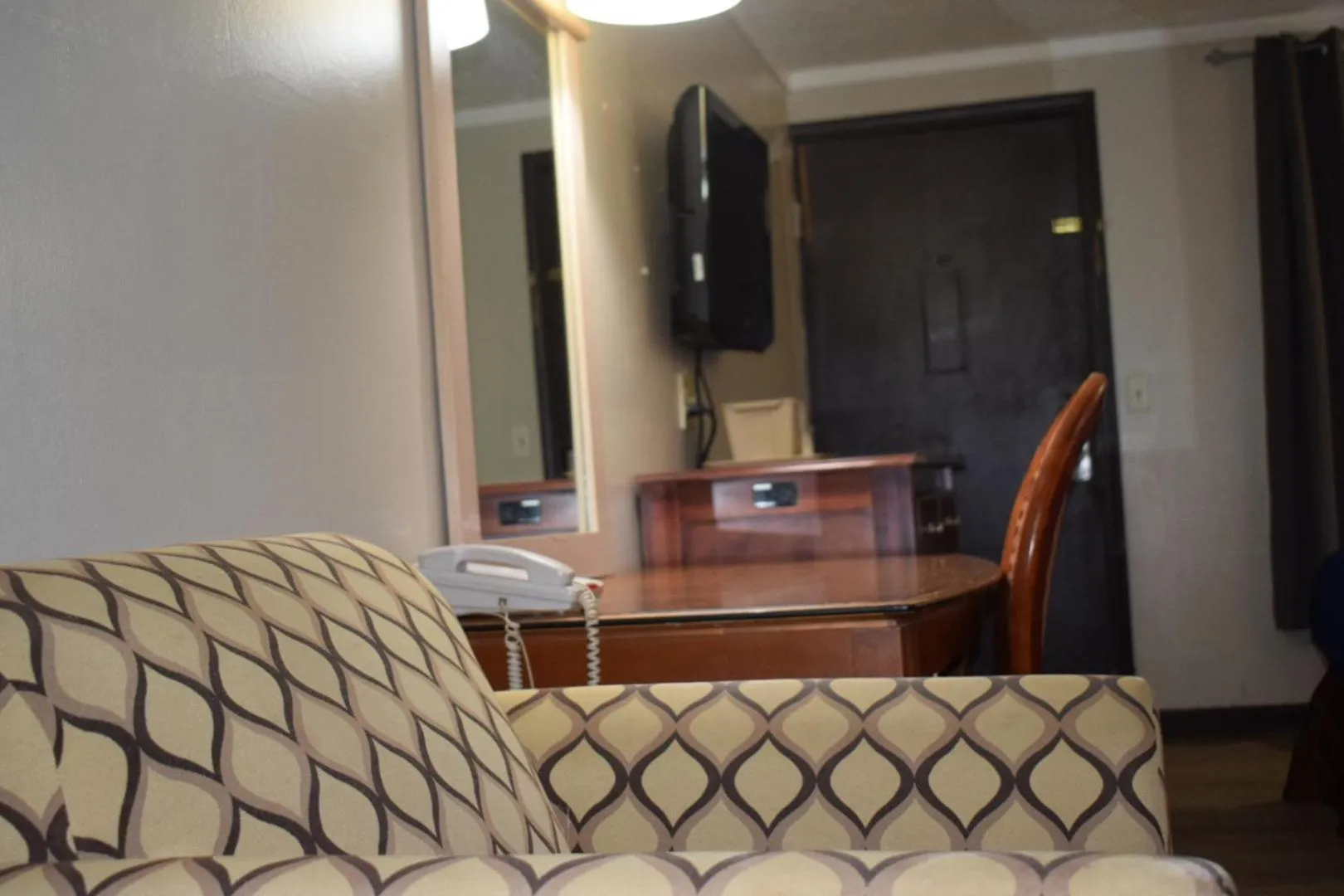 Knights Inn Farmington Hills