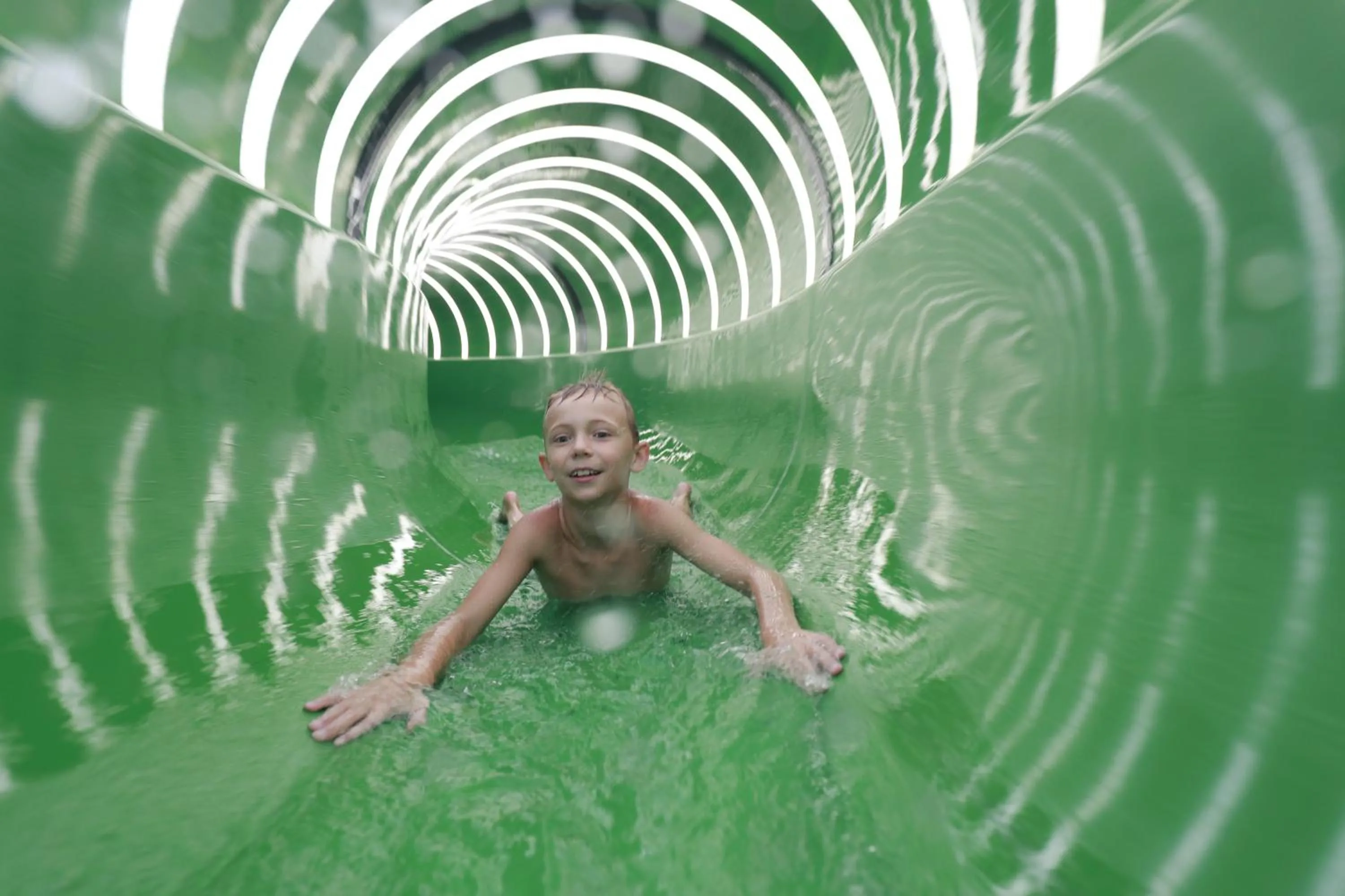 Swimming pool in Center Parcs Zandvoort beach