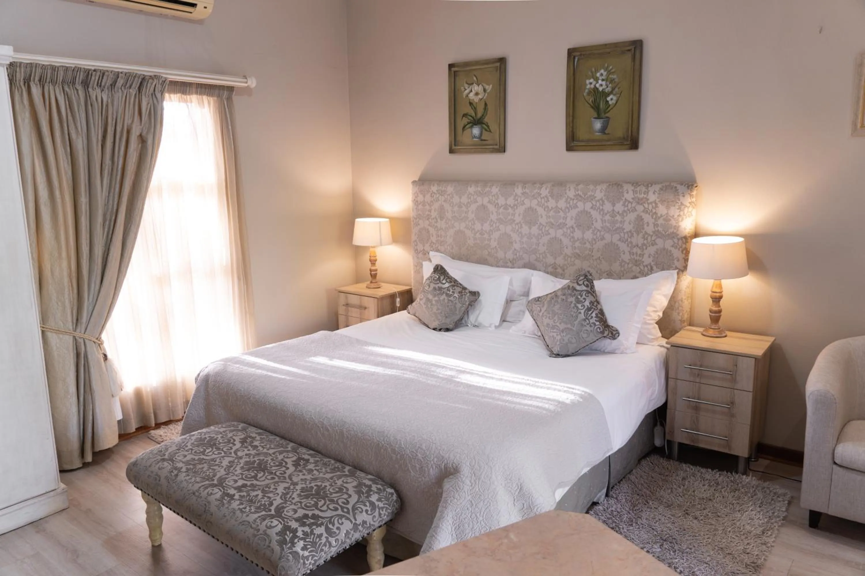 Bed in The Falls Guest House