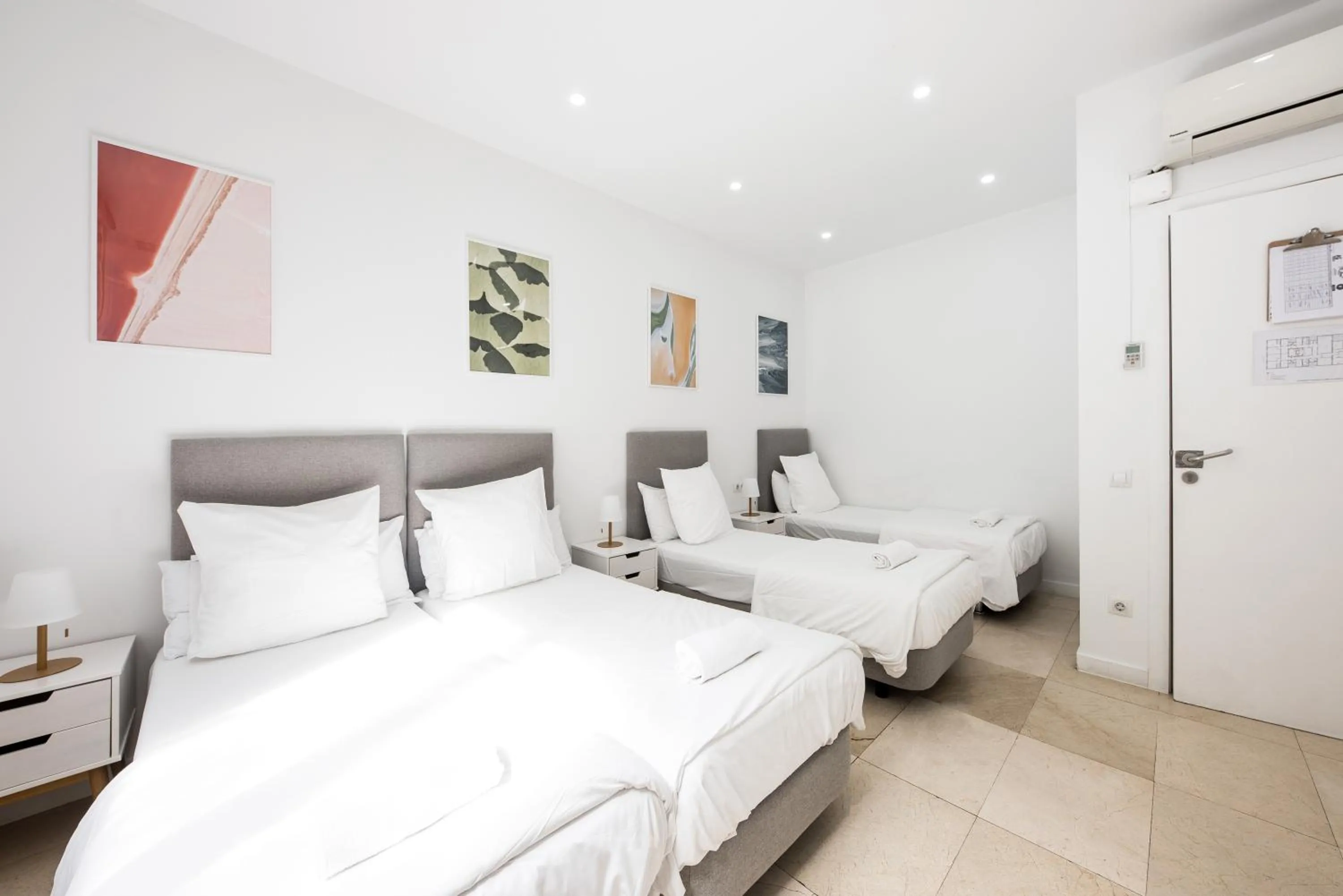 Bed in No Limit Barcelona Central