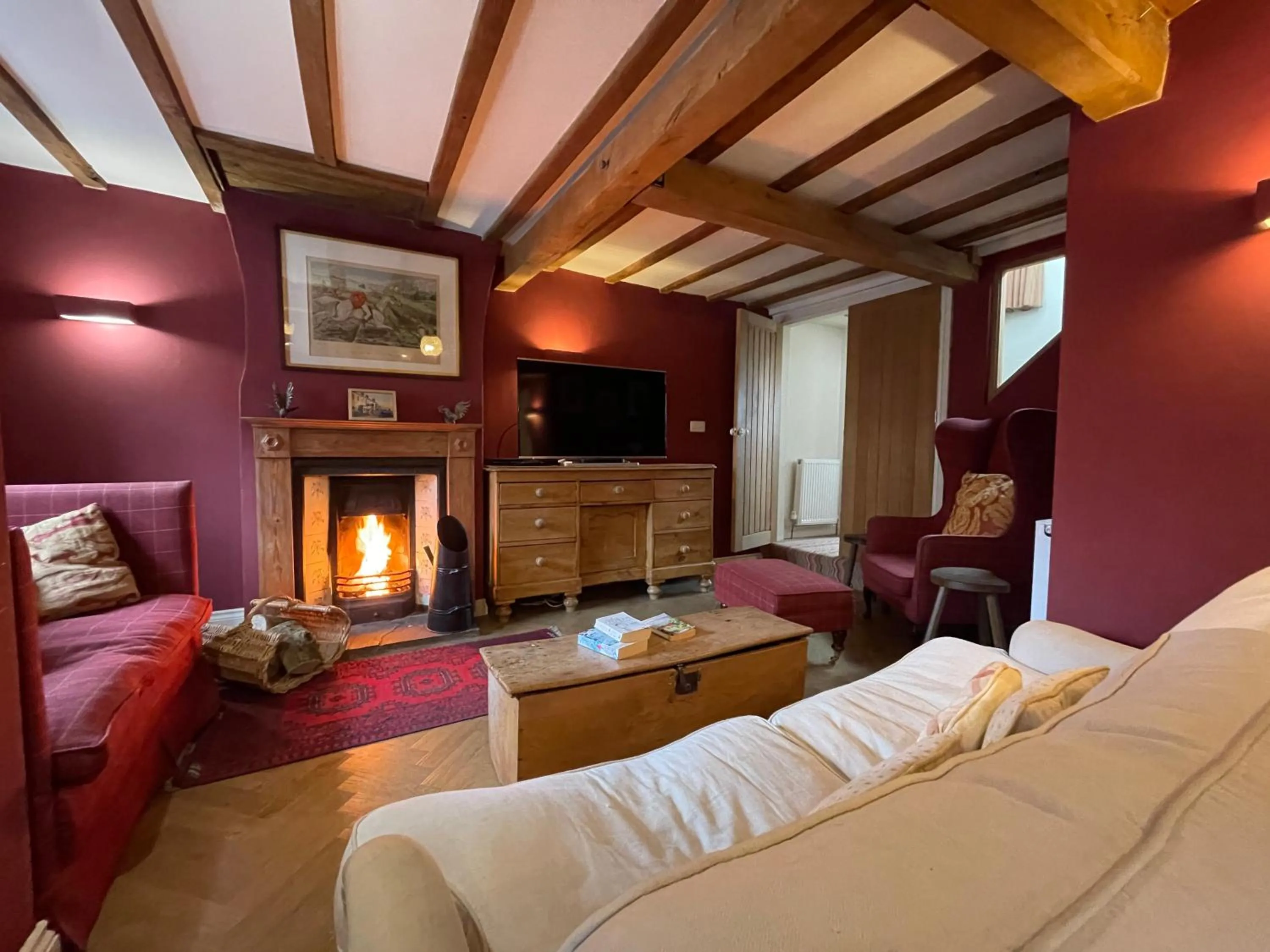 Communal lounge/ TV room in The Durham Ox