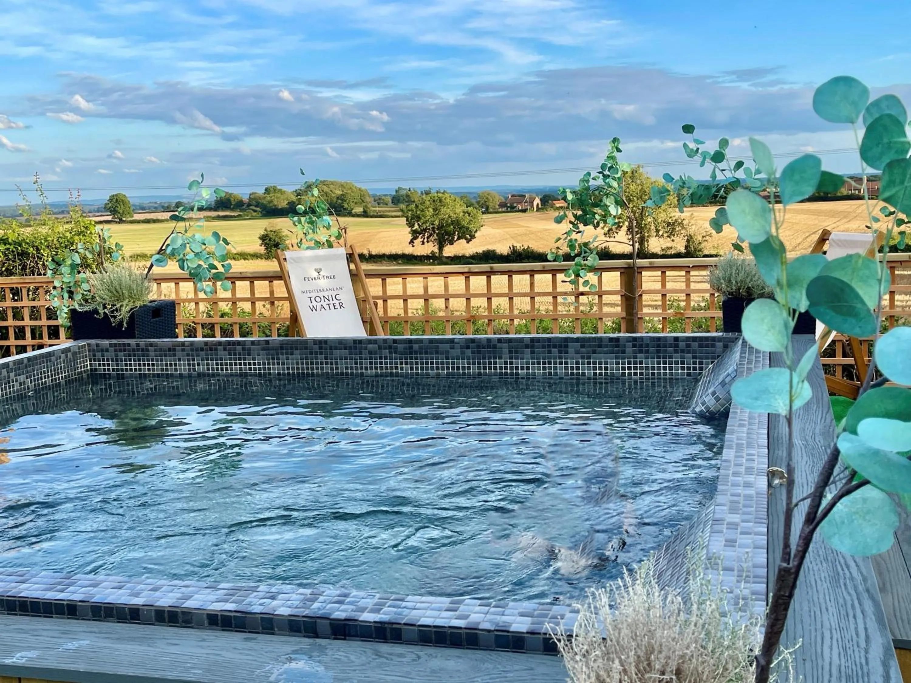 Hot Tub in The Durham Ox