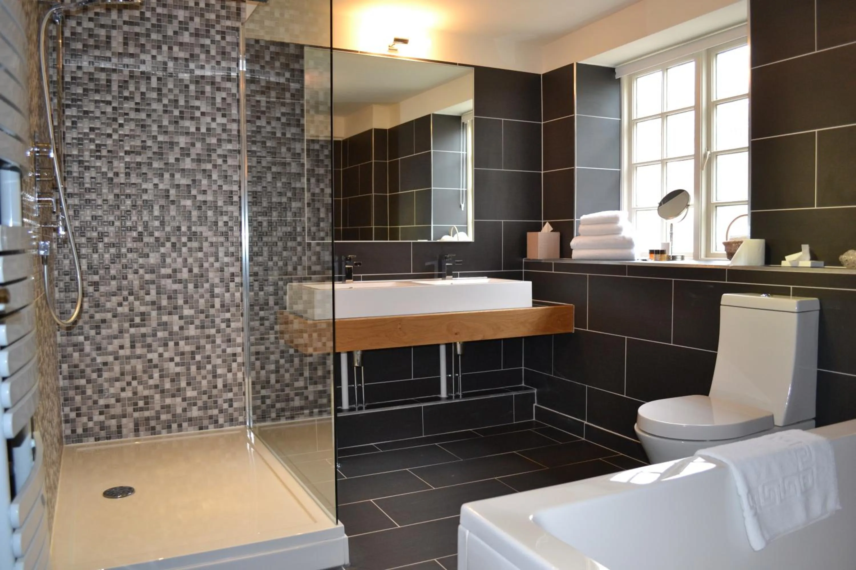 Shower in The Durham Ox