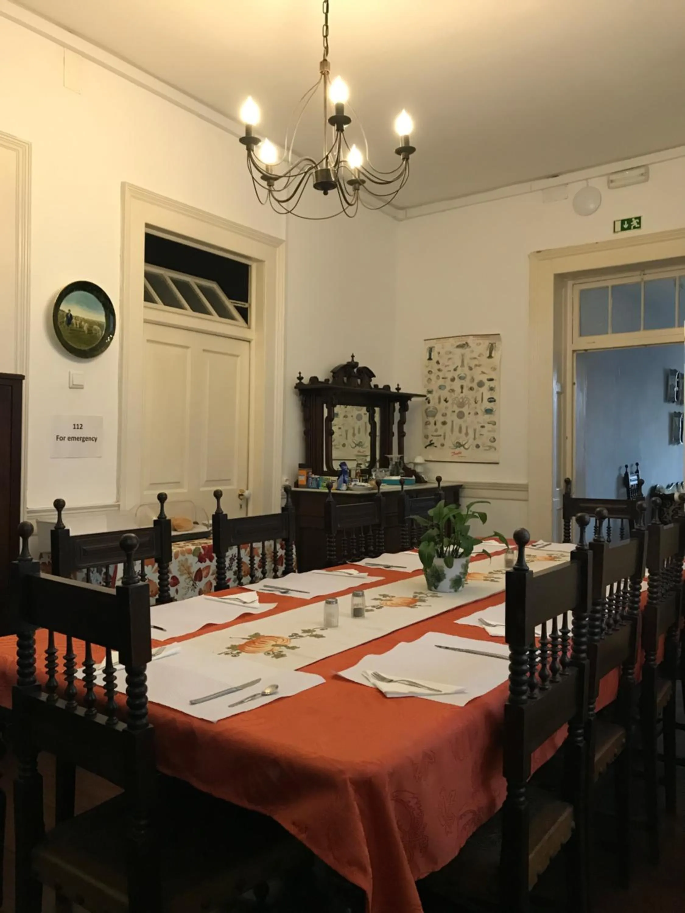 Buffet breakfast in Vitorina Corte Guesthouse