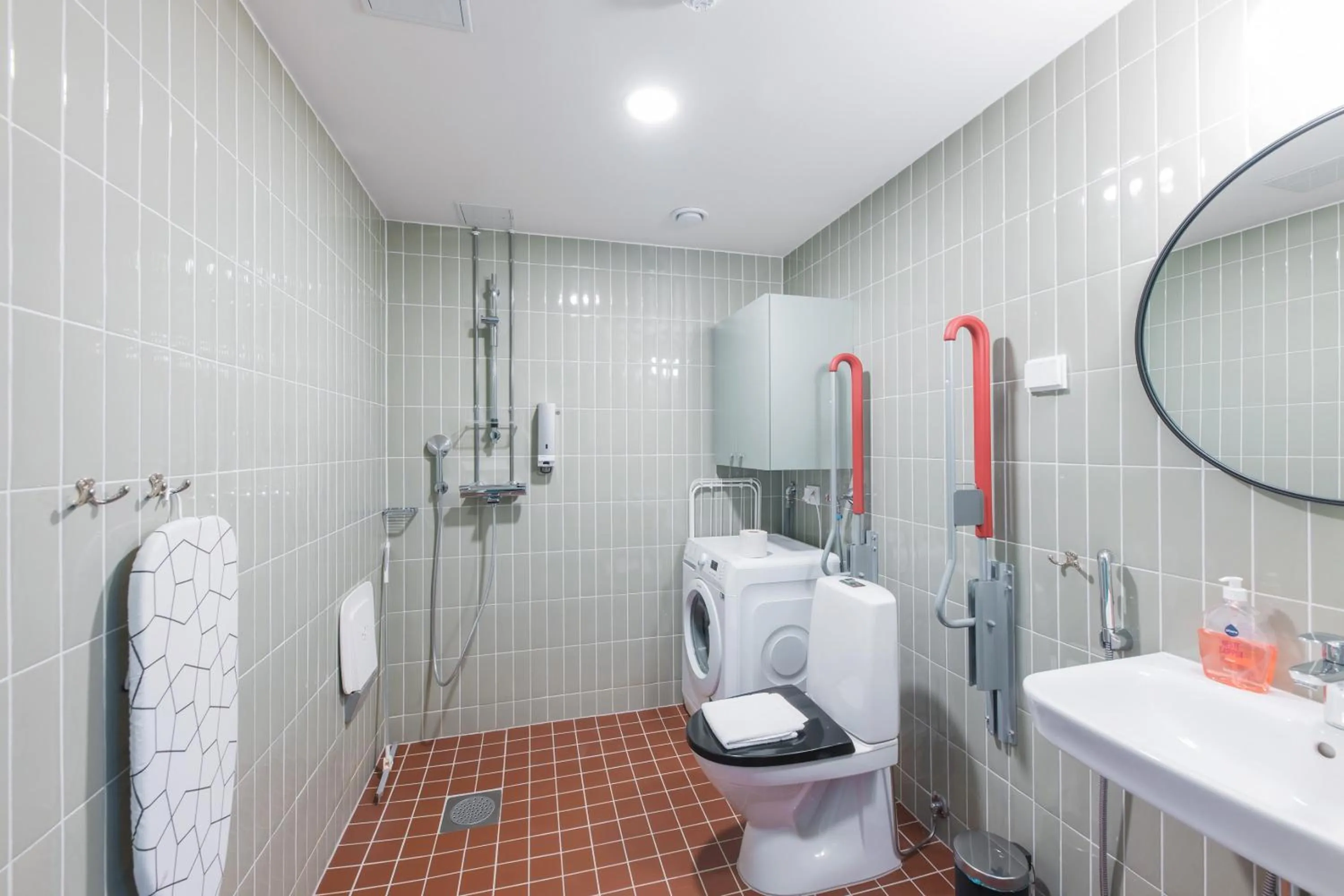 Bathroom in Forenom Aparthotel Jyväskylä