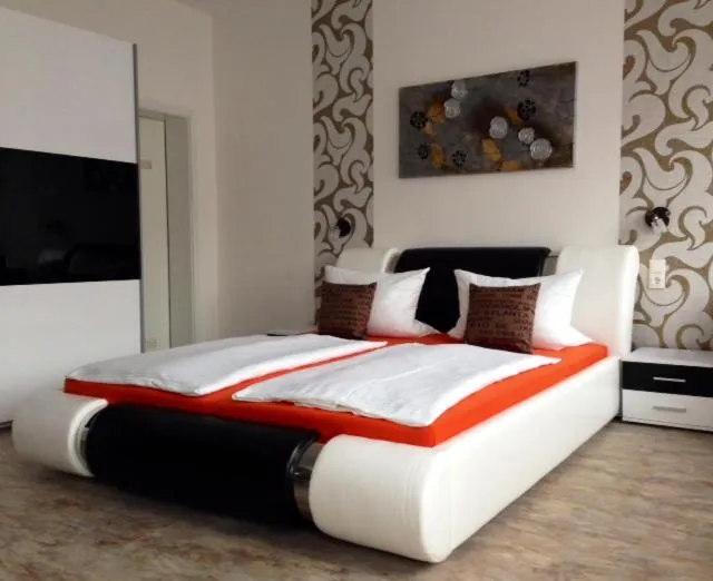 Bed in City Central Promenade