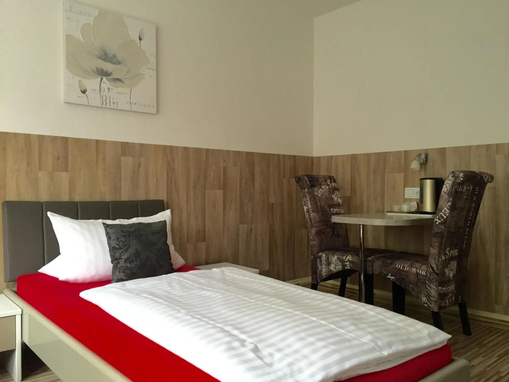 Photo of the whole room, Bed in City Central Promenade