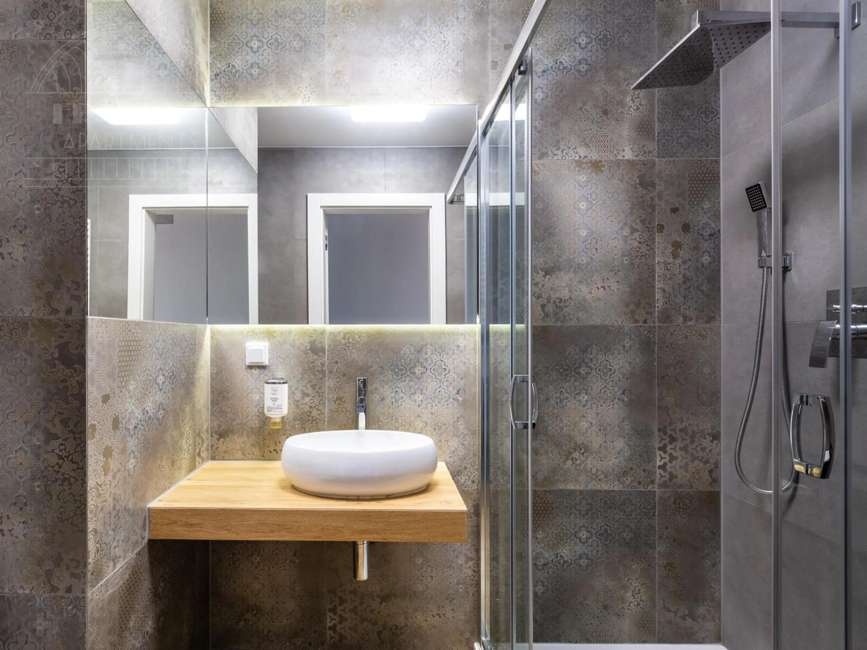 Shower in Fragola Apartments Rajska 3 - modern studios, park
