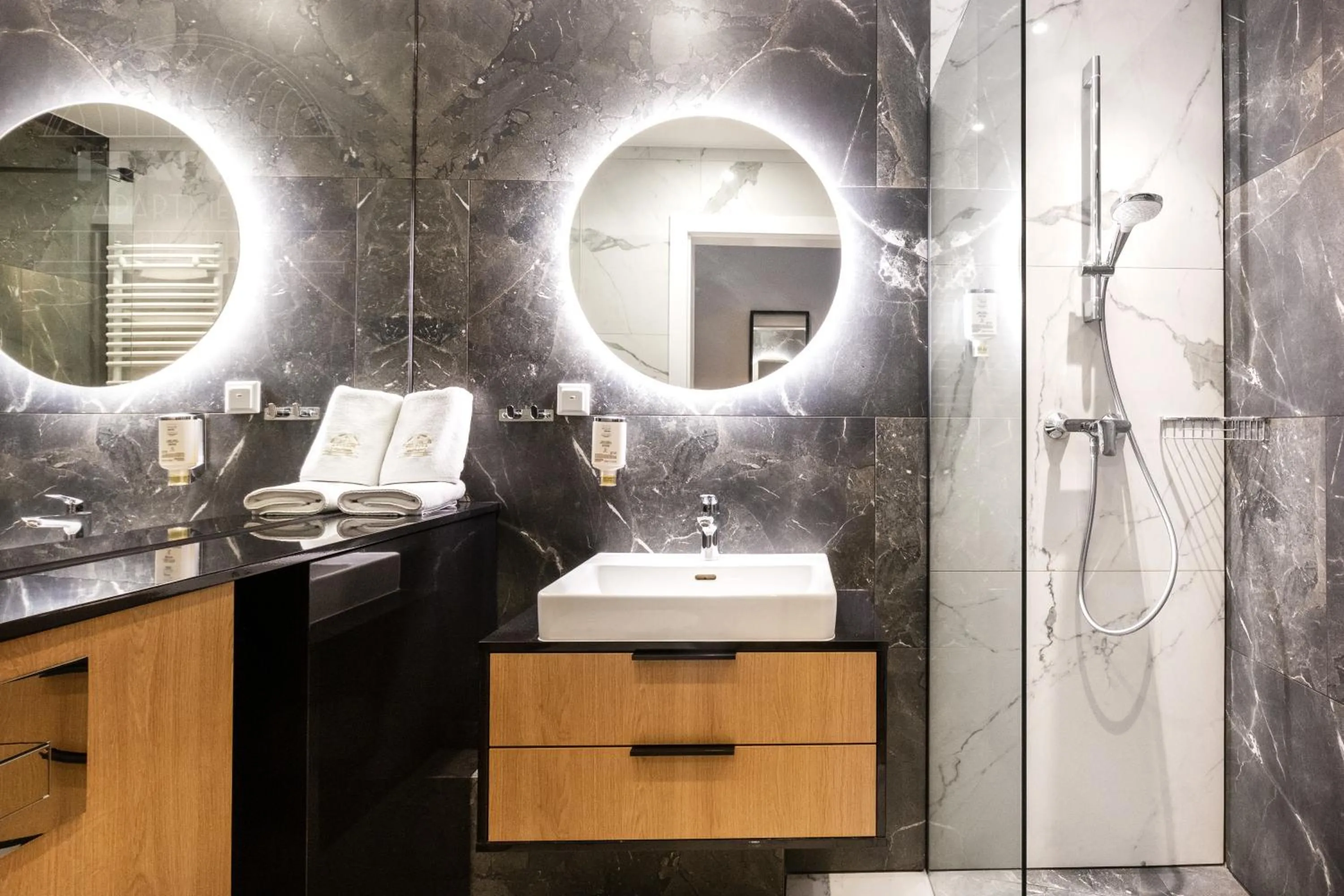 Shower in Fragola Apartments Rajska 3 - modern studios, park