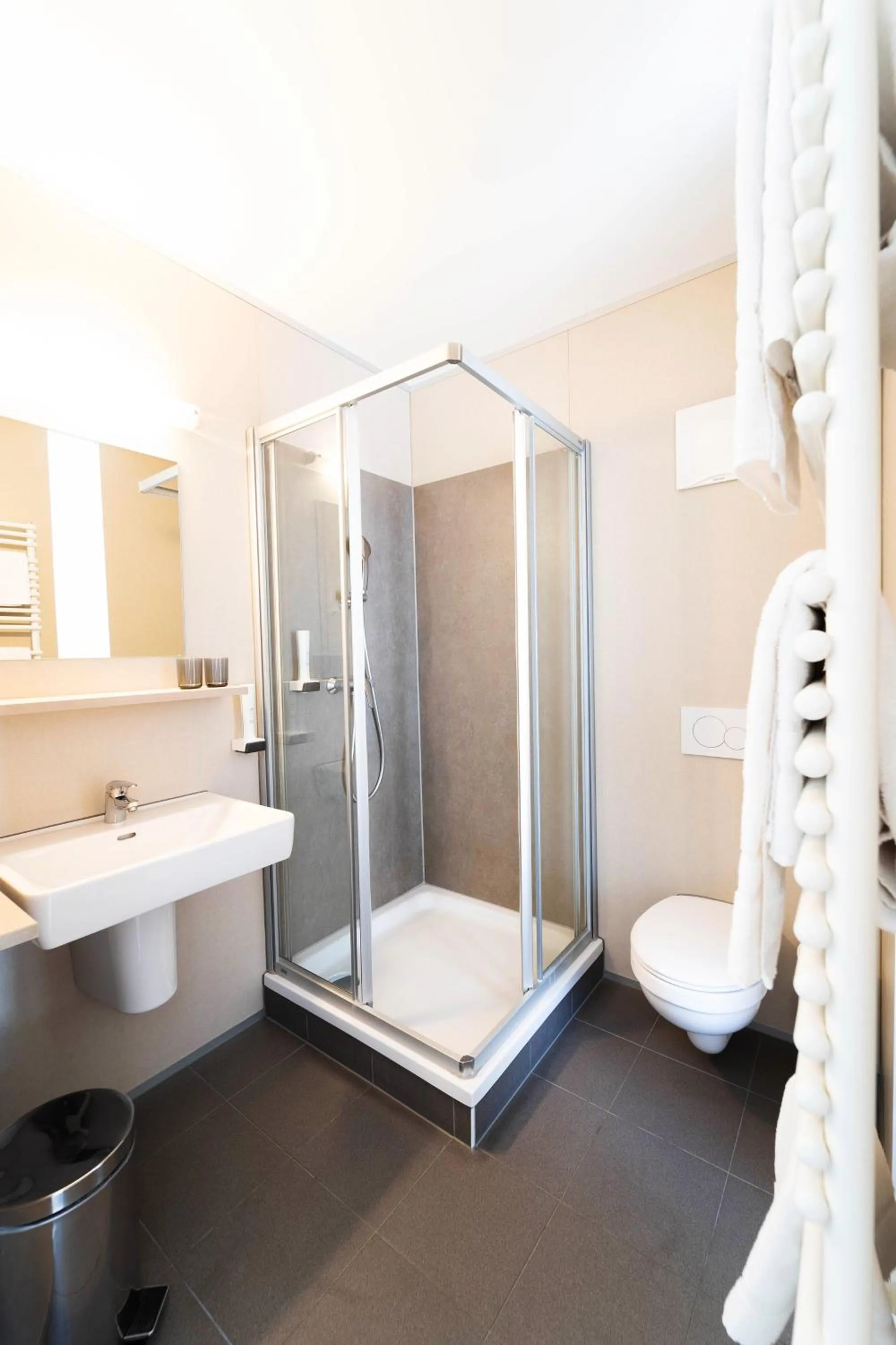 Bathroom in motel22 Parkplatz inklusive