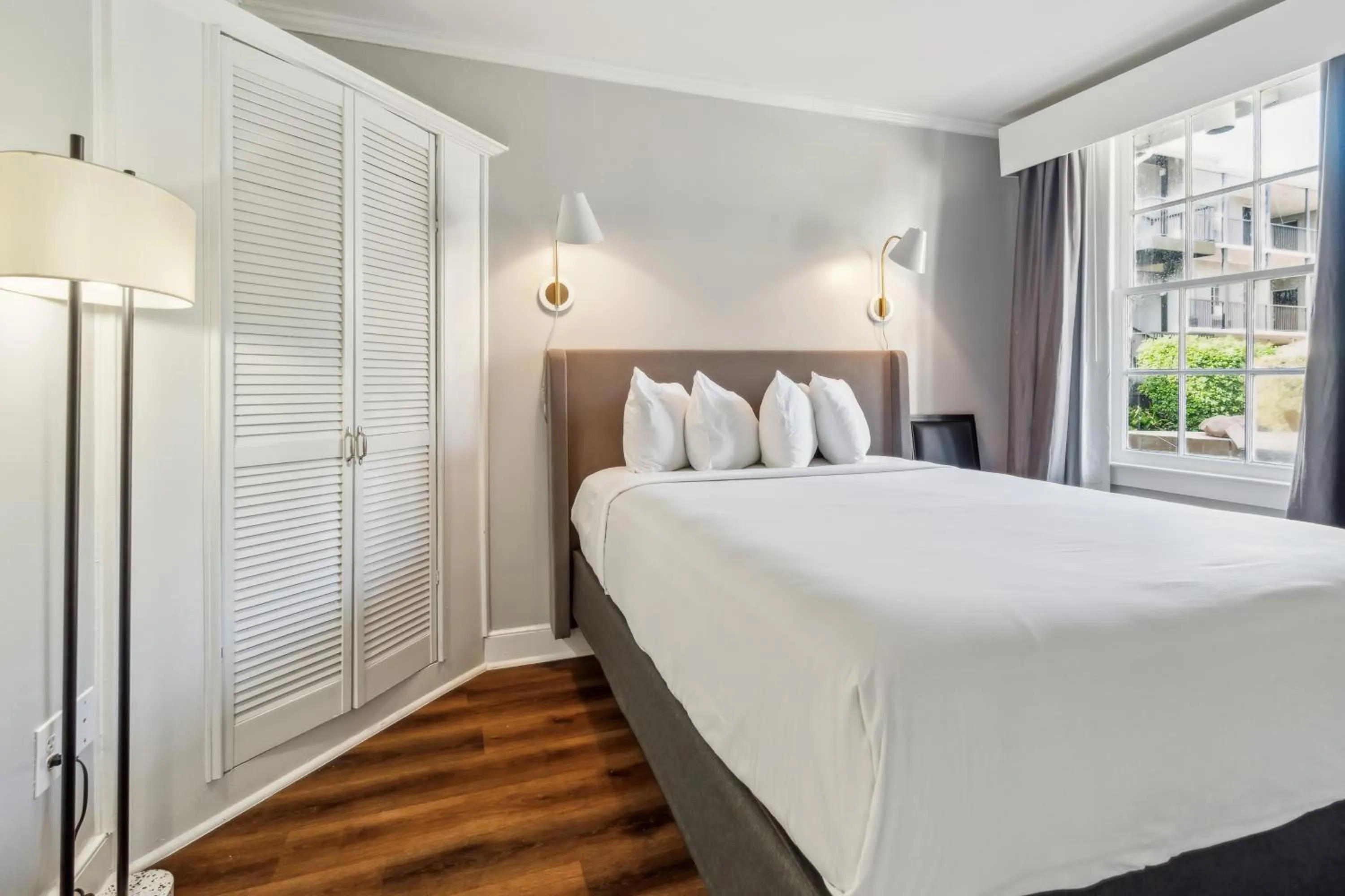 Bed in Maison Saint Charles