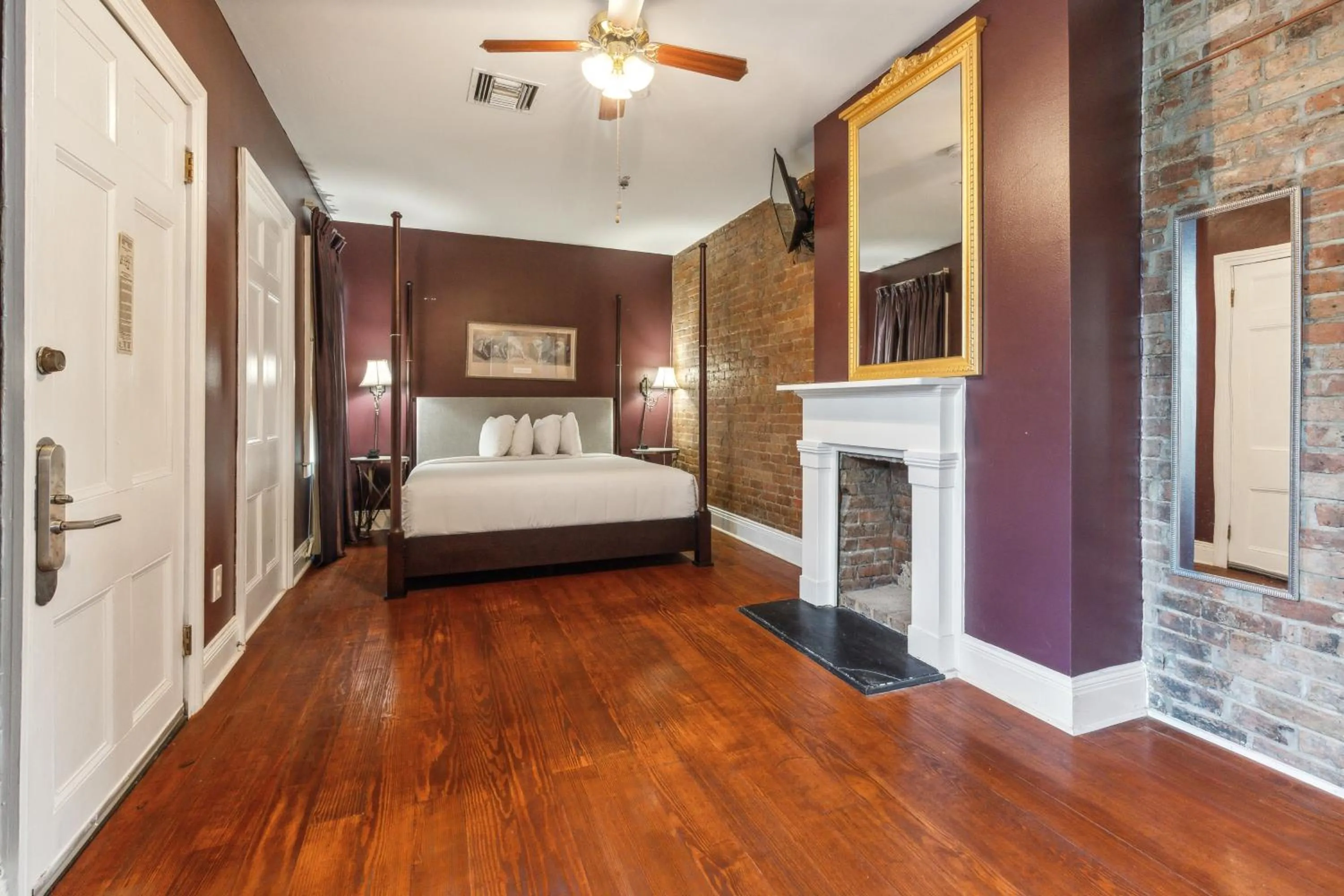 Bed in Maison Saint Charles