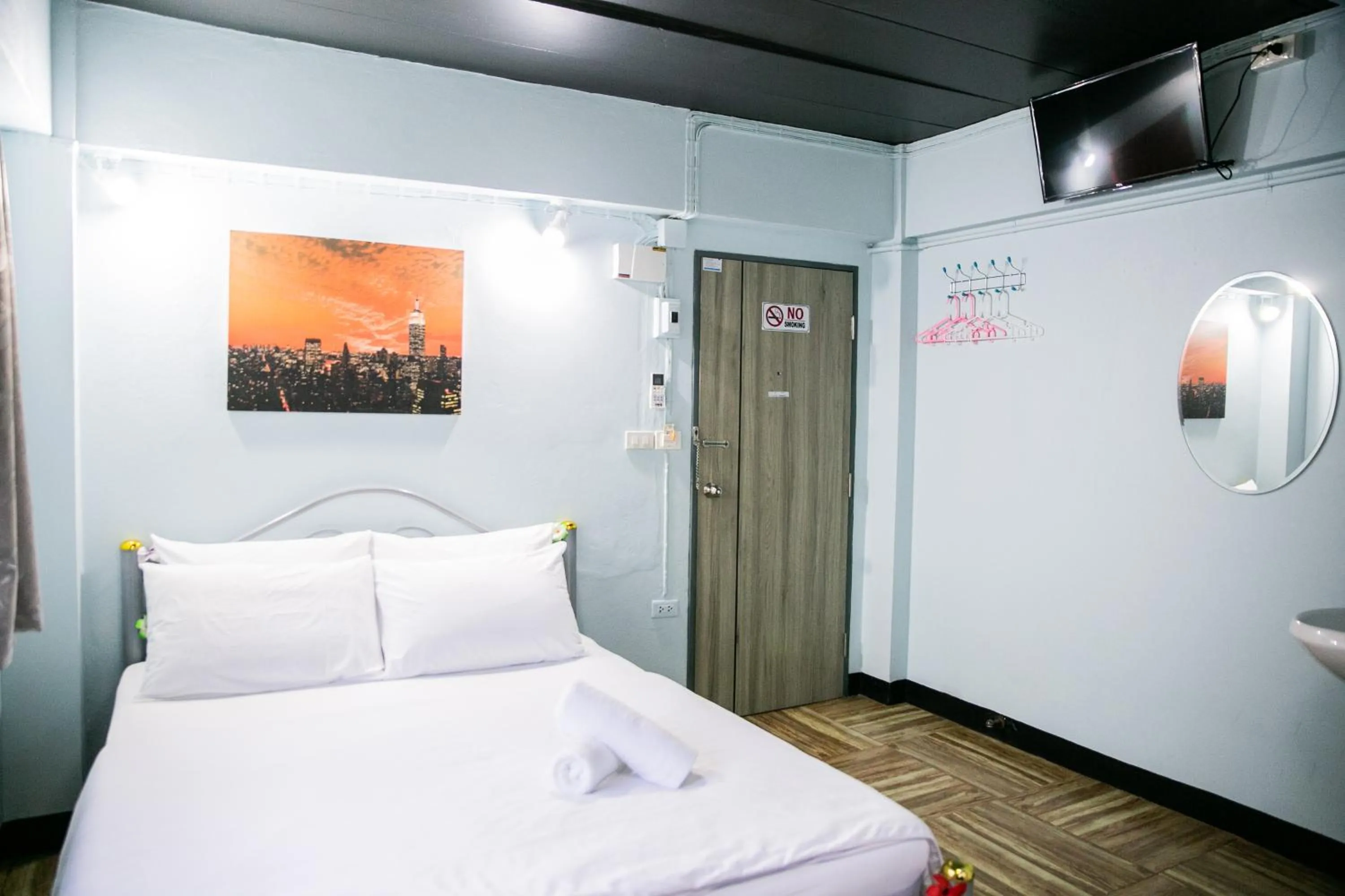 Bed in Bangkok Canale Home at Khaosarn