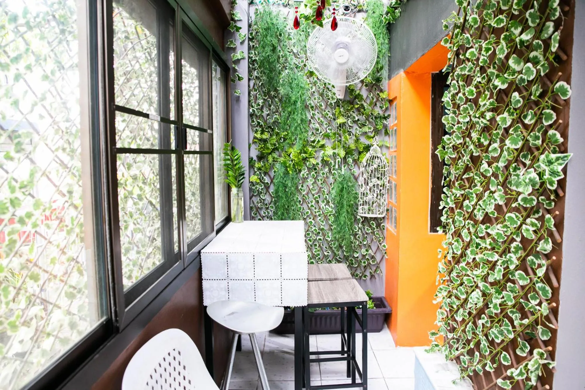 Bangkok Canale Home at Khaosarn