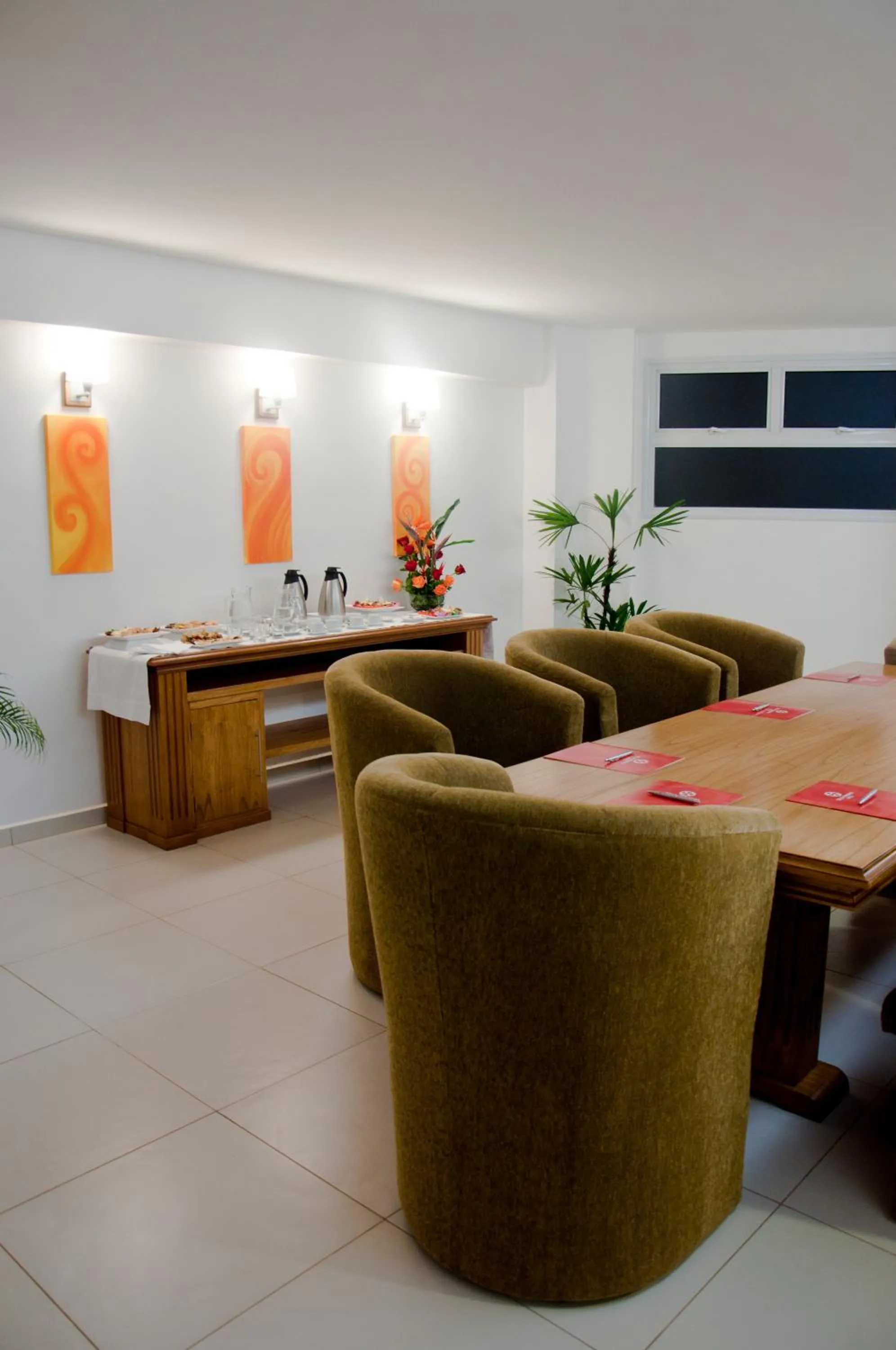 Meeting/conference room in De la Trinidad Hotel