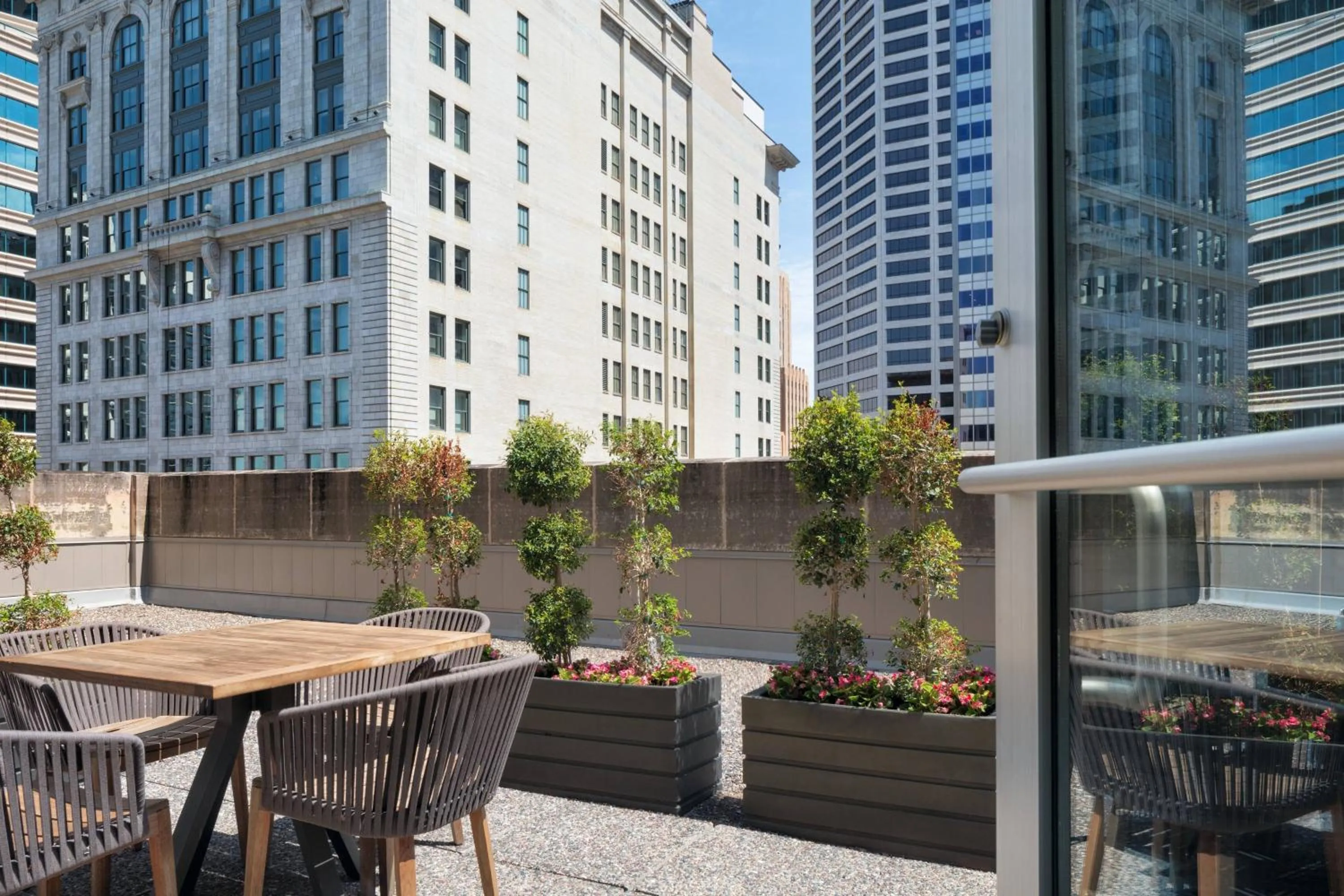 Photo of the whole room in The Westin Minneapolis