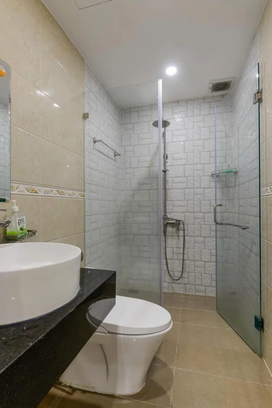 Toilet in Warm Ways 3 Hotel & Serviced Apartments
