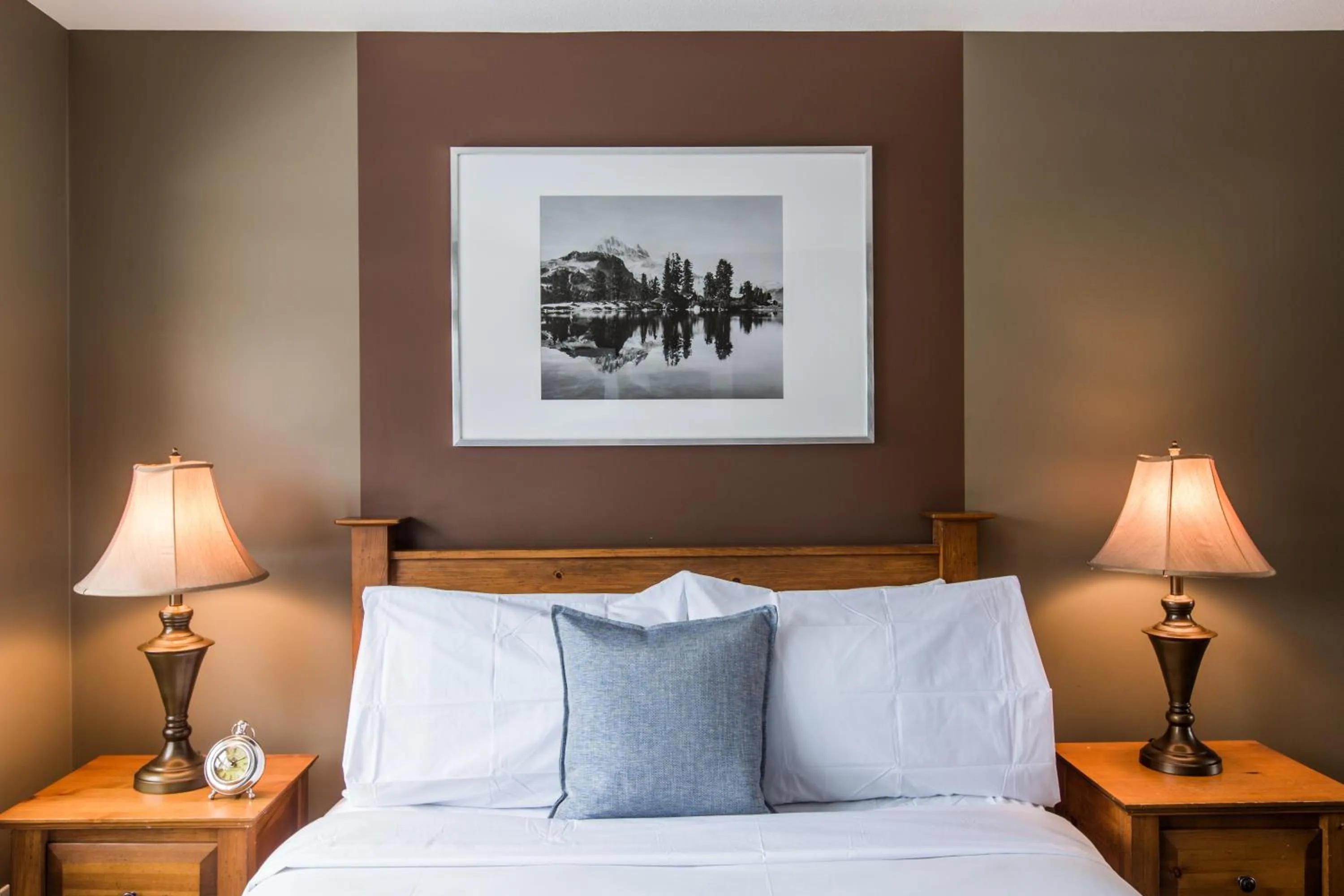 Bedroom, Bed in Whistler Blackcomb Vacation Rentals - Village North