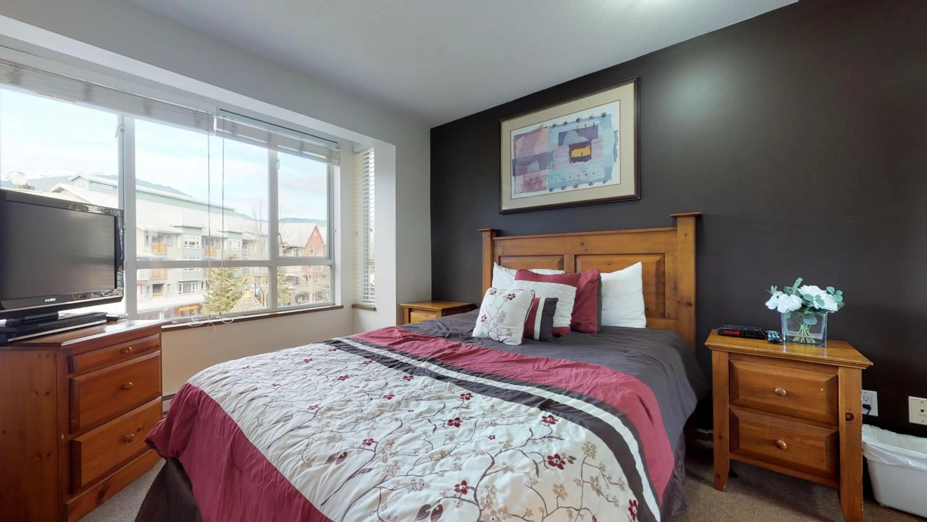 Bed in Whistler Blackcomb Vacation Rentals - Village North