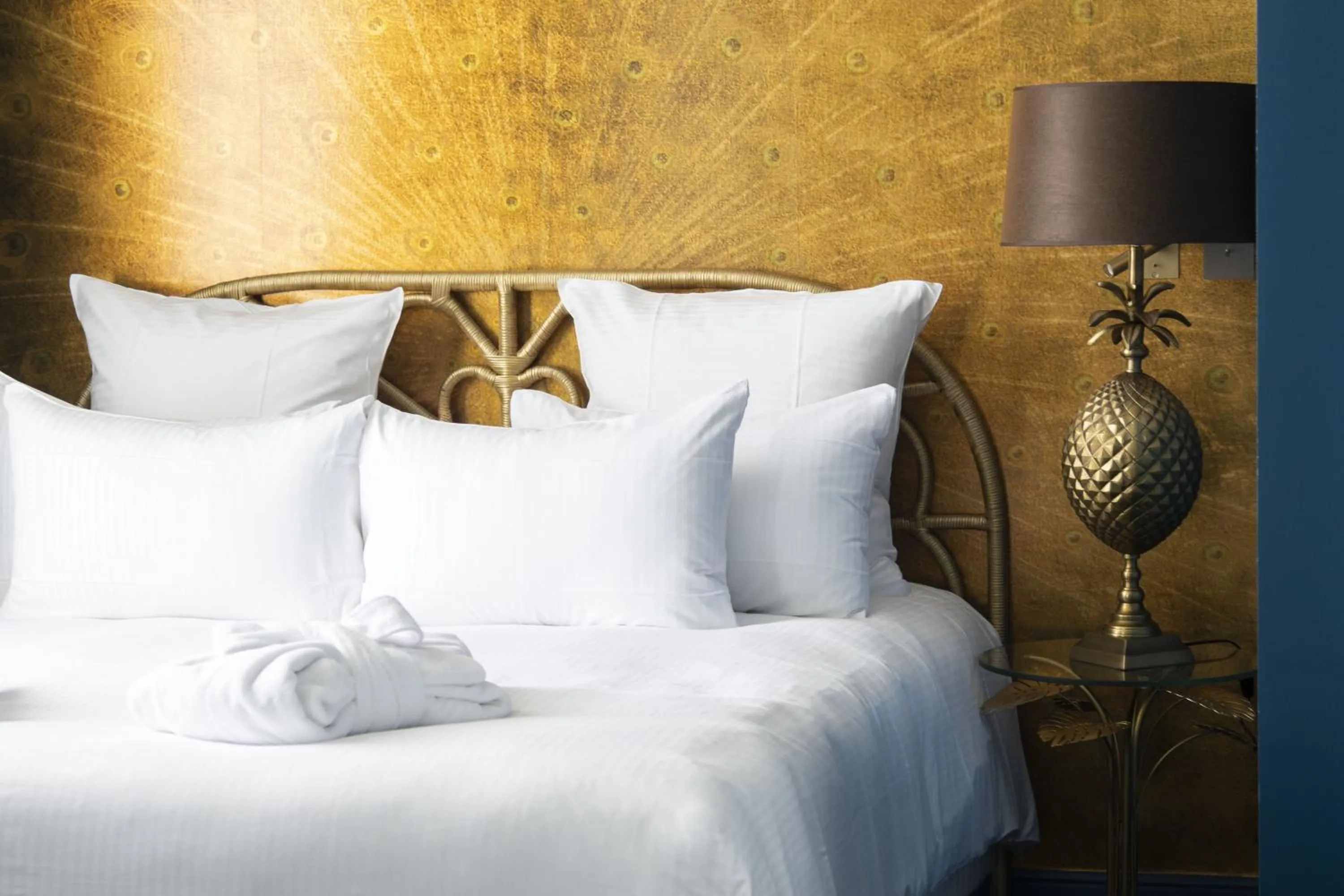 Photo of the whole room, Bed in Hôtel Demeures de Campagne Domaine de Maffliers - Paris Val-d'Oise