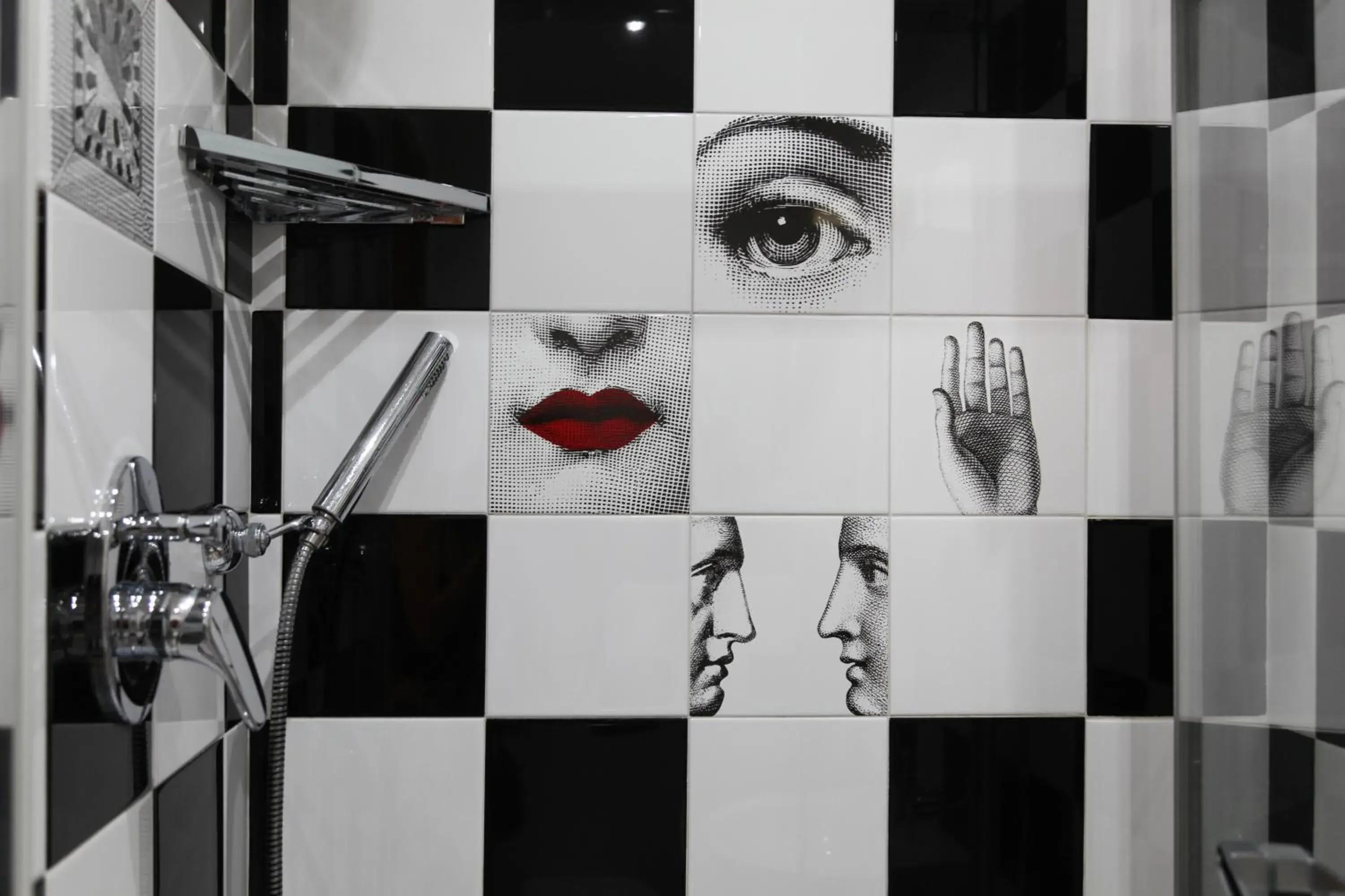 Two-Bedroom Apartment in White Vatican Two-Bedroom Apartment in White Vatican