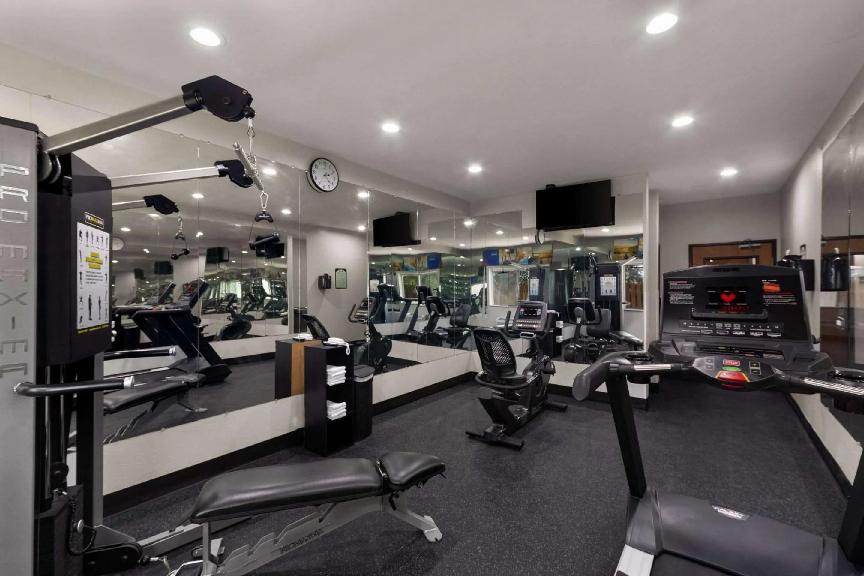 Fitness centre/facilities in Comfort Inn & Suites Austin North Loop
