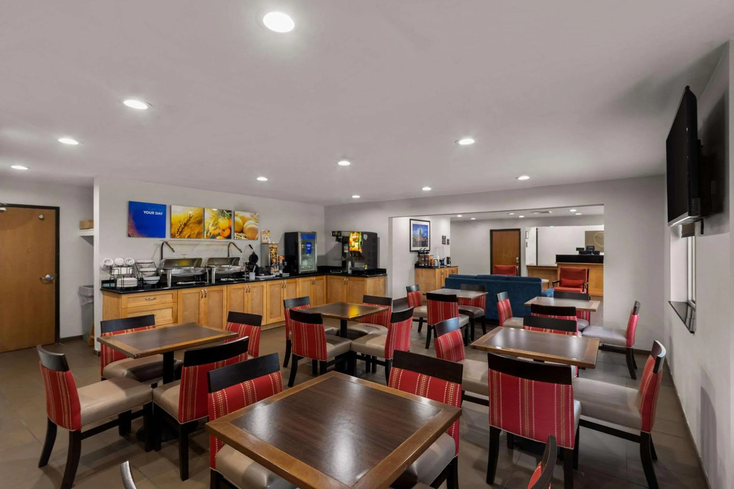 Breakfast in Comfort Inn & Suites Austin North Loop