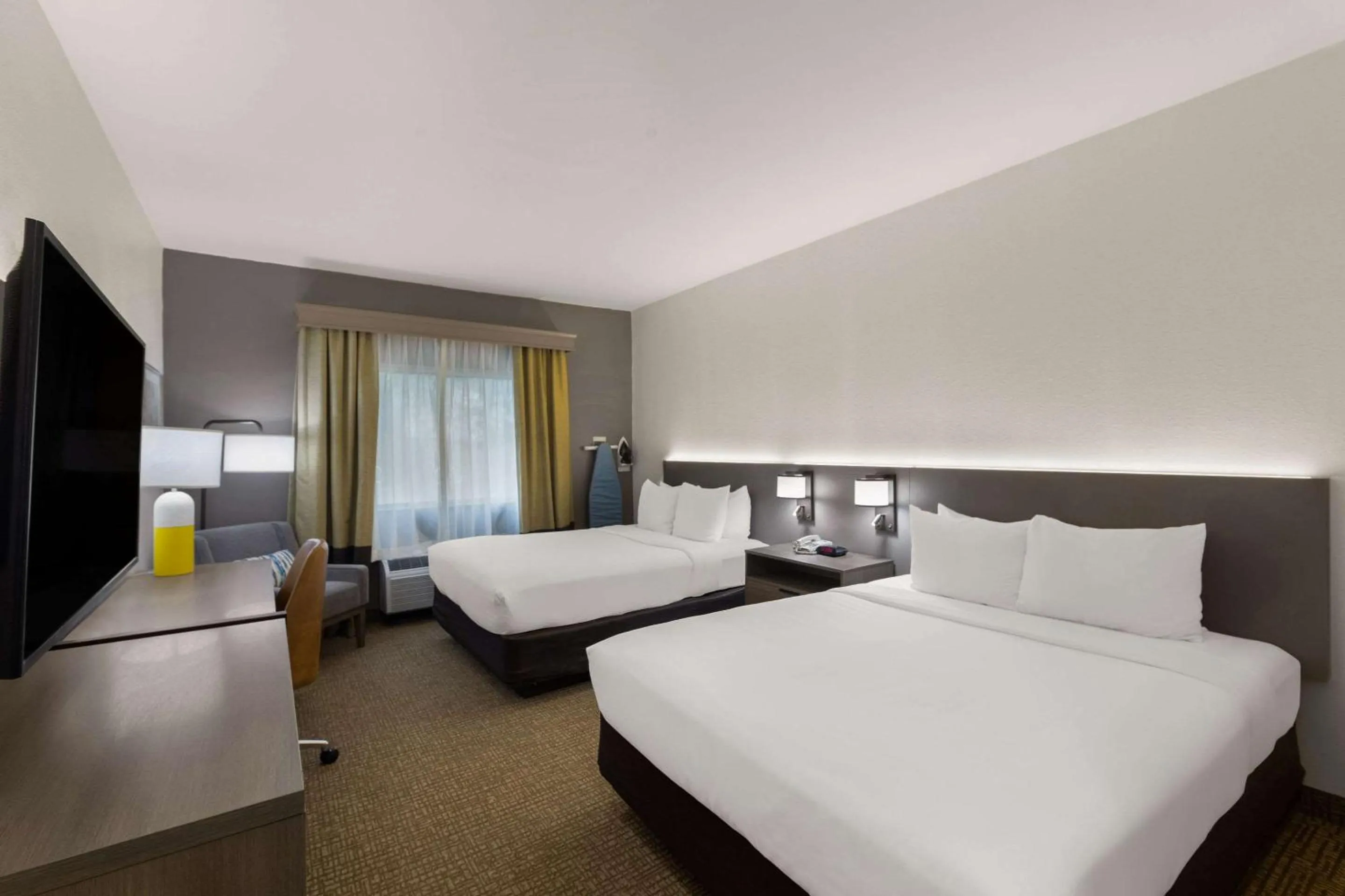 Bedroom, Bed in Comfort Inn & Suites Austin North Loop