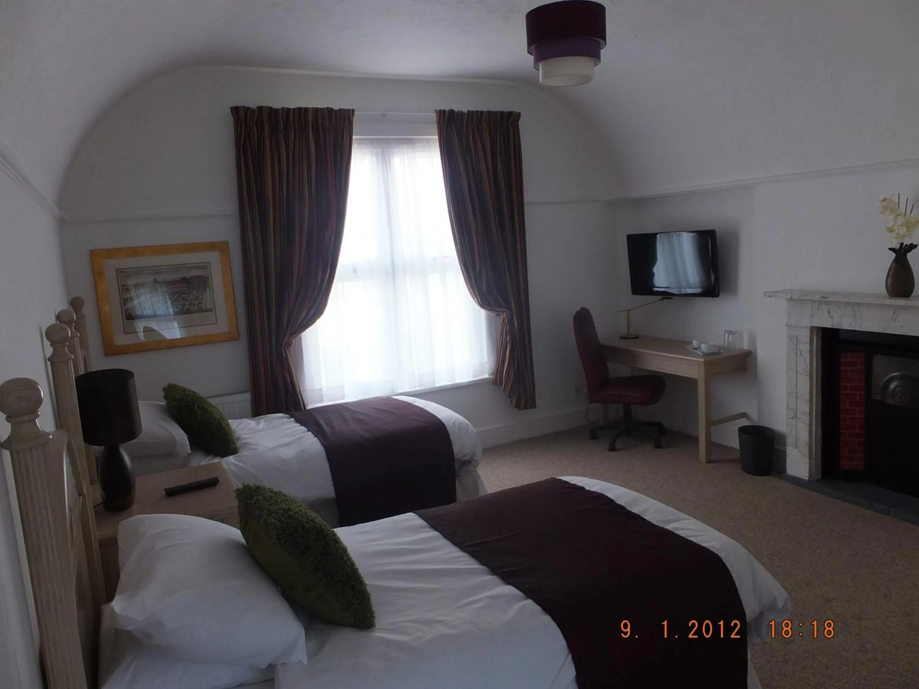 Bedroom, Bed in Jessamine House Hotel