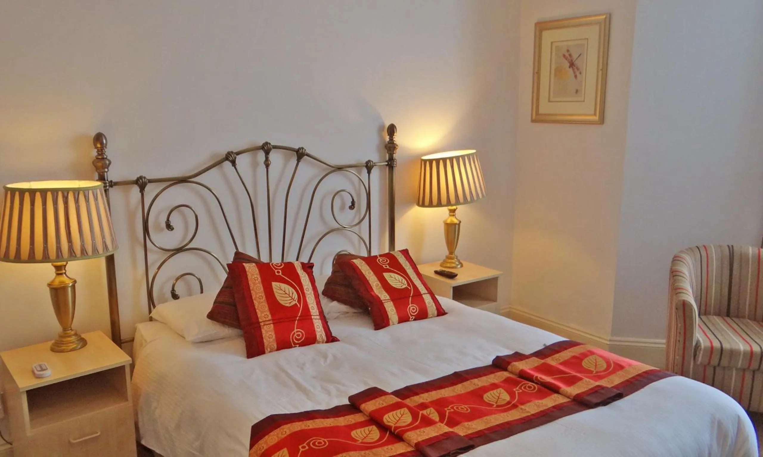 Photo of the whole room, Bed in Jessamine House Hotel