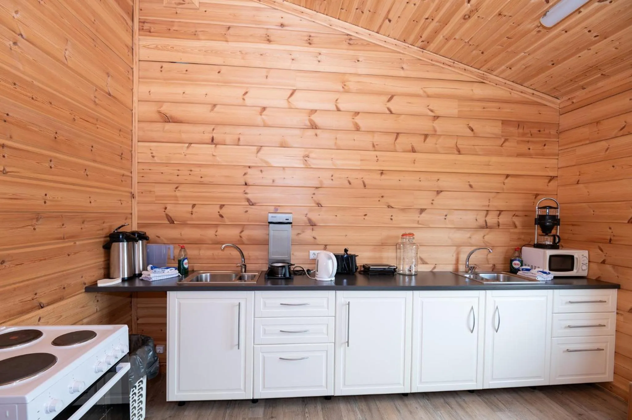 Kitchen or kitchenette in Gladheimar Guesthouse