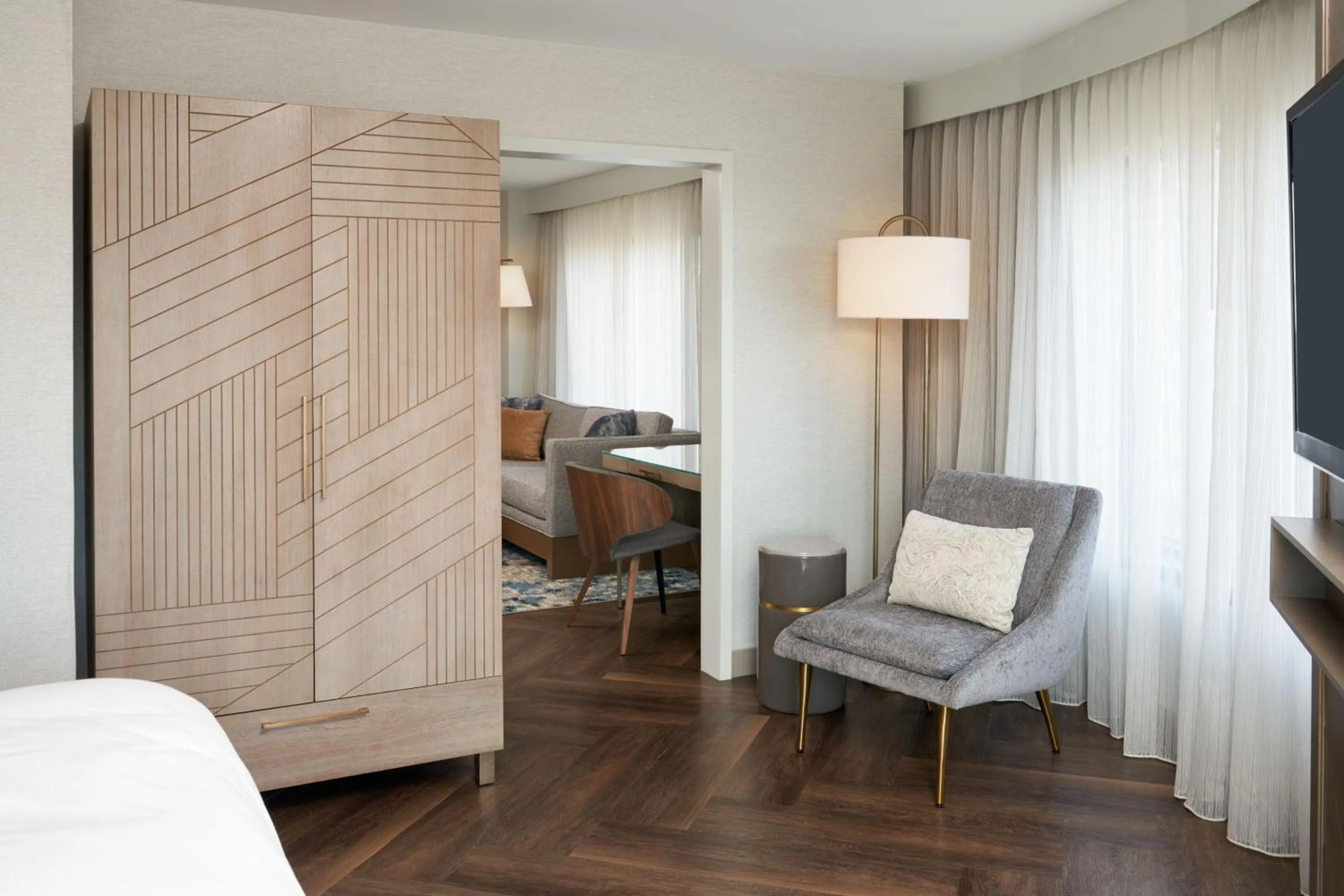 Photo of the whole room, Bed in The Westin Indianapolis