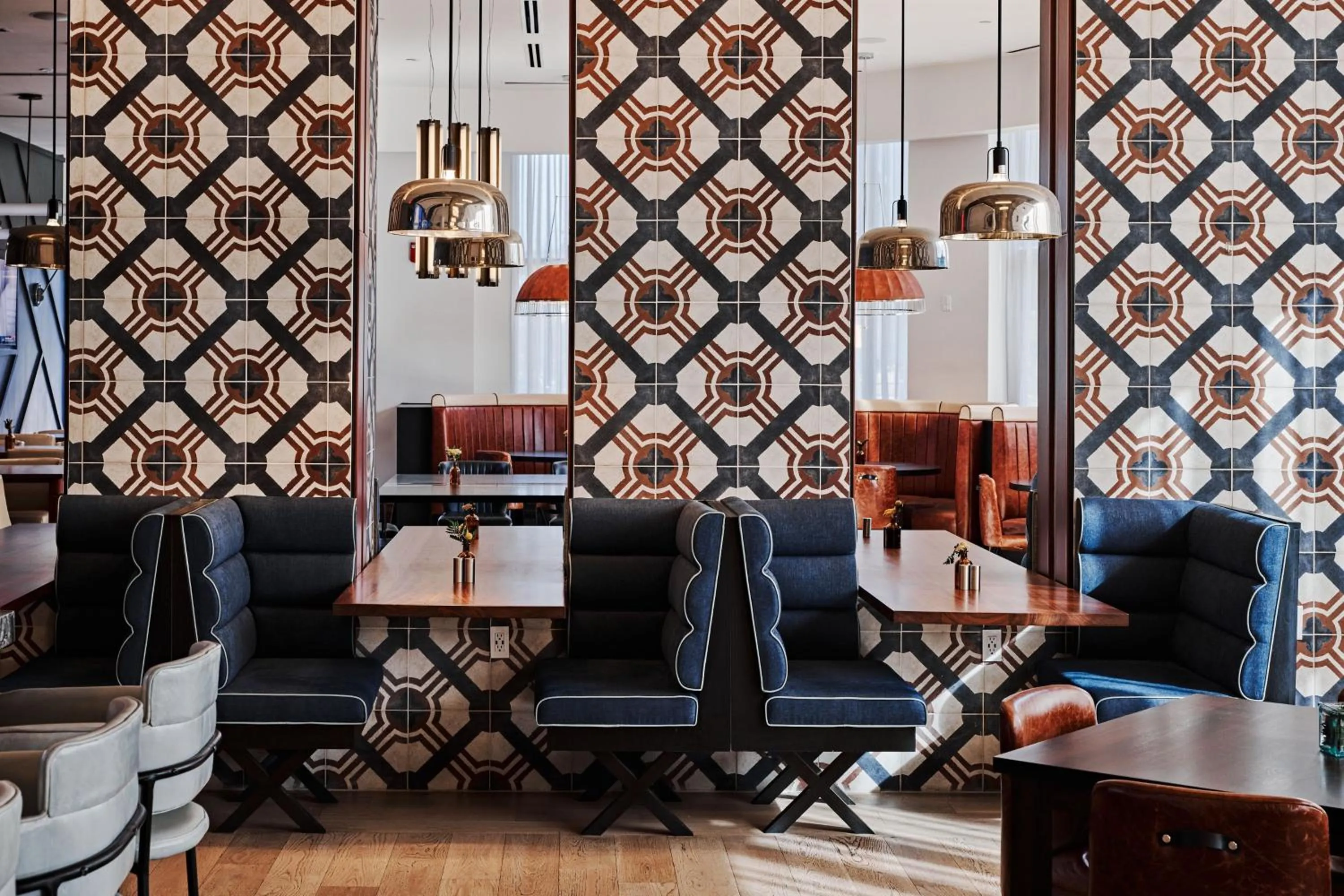 Lounge or bar in The Westin Indianapolis