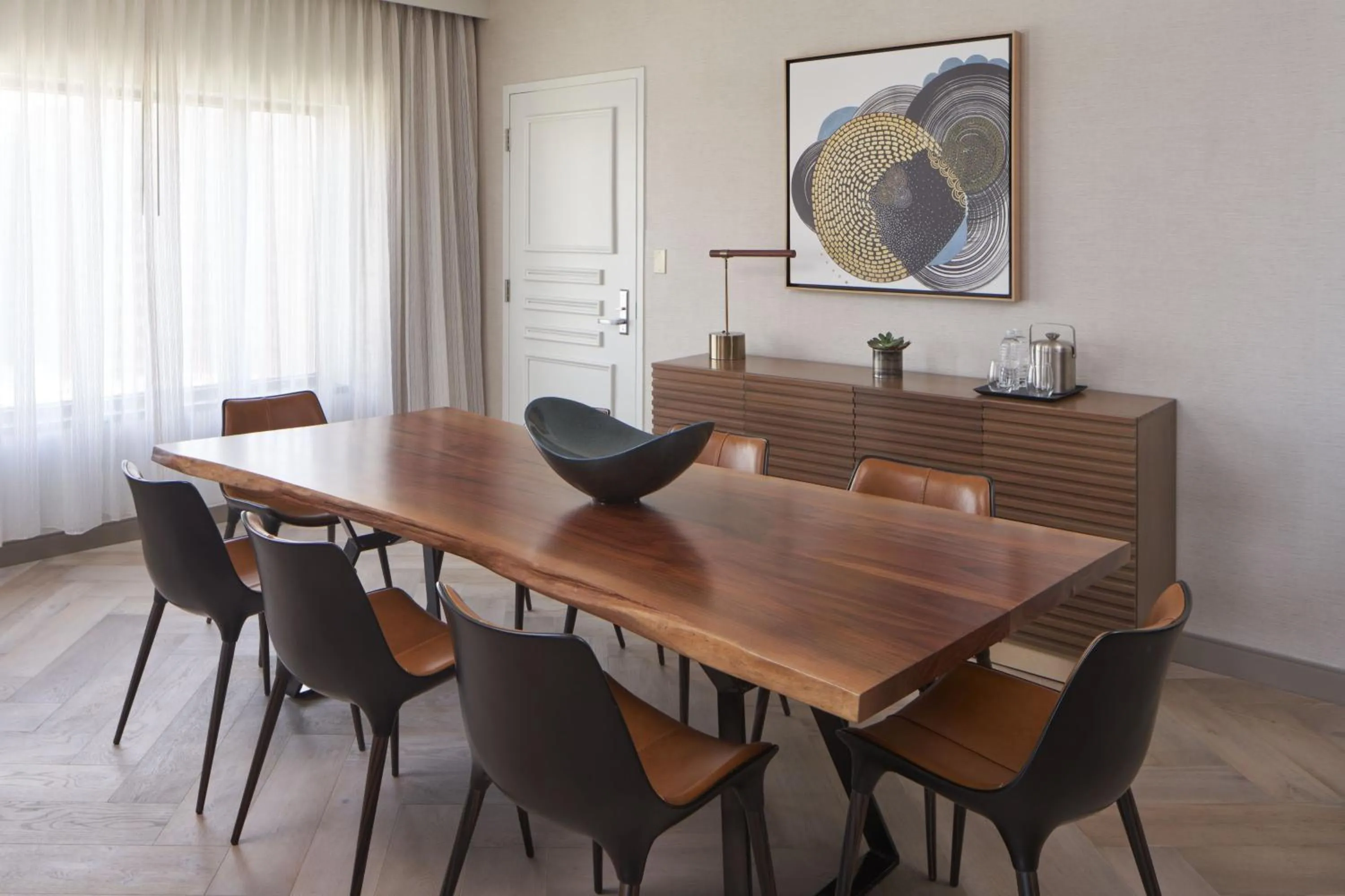 Photo of the whole room in The Westin Indianapolis