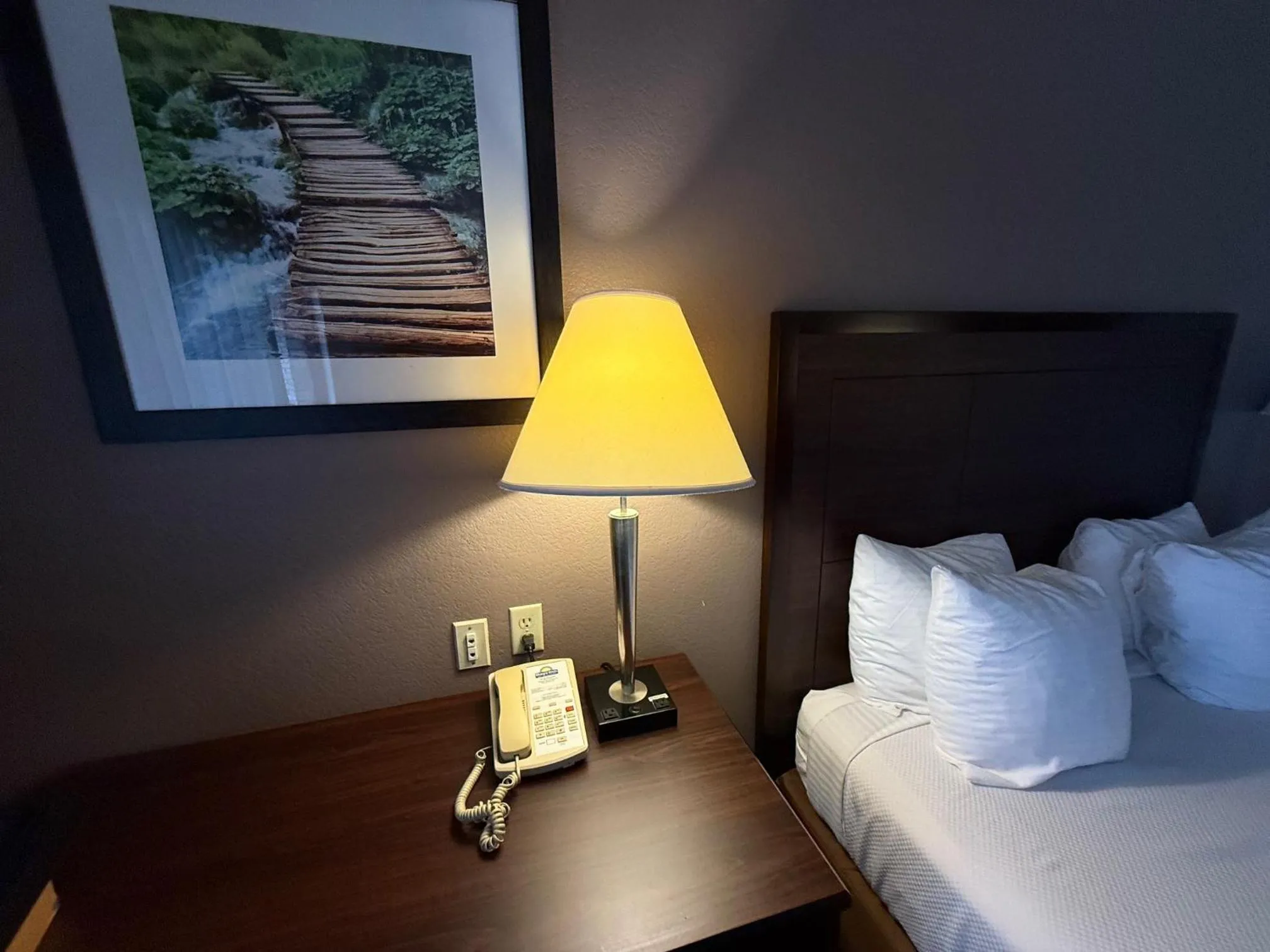 Bedroom, Bed in Days Inn by Wyndham Navasota