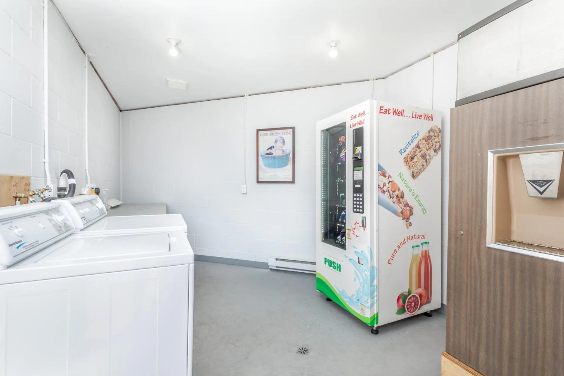 Area and facilities in Westridge Motor Inn