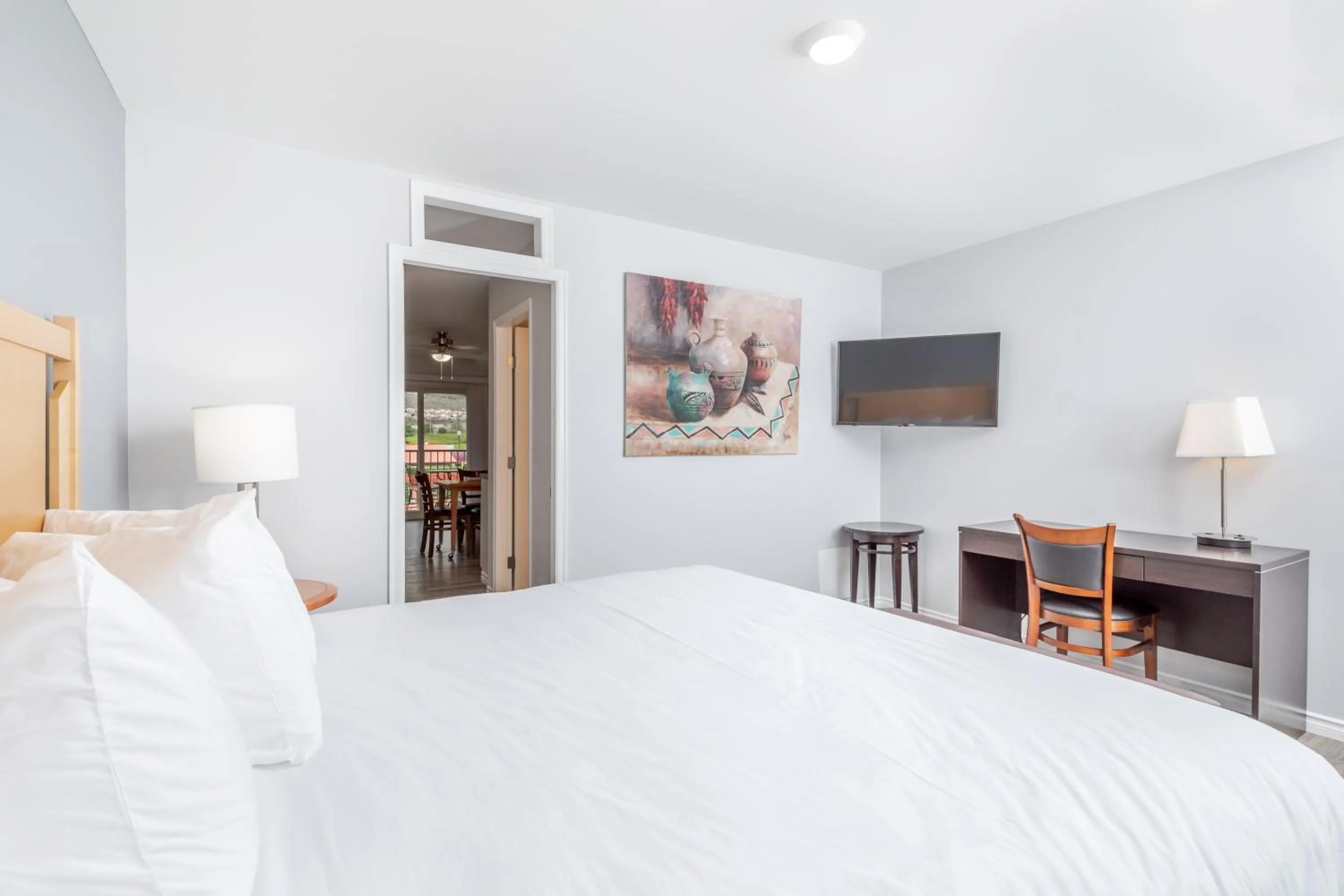 TV and multimedia, Bed in Westridge Motor Inn